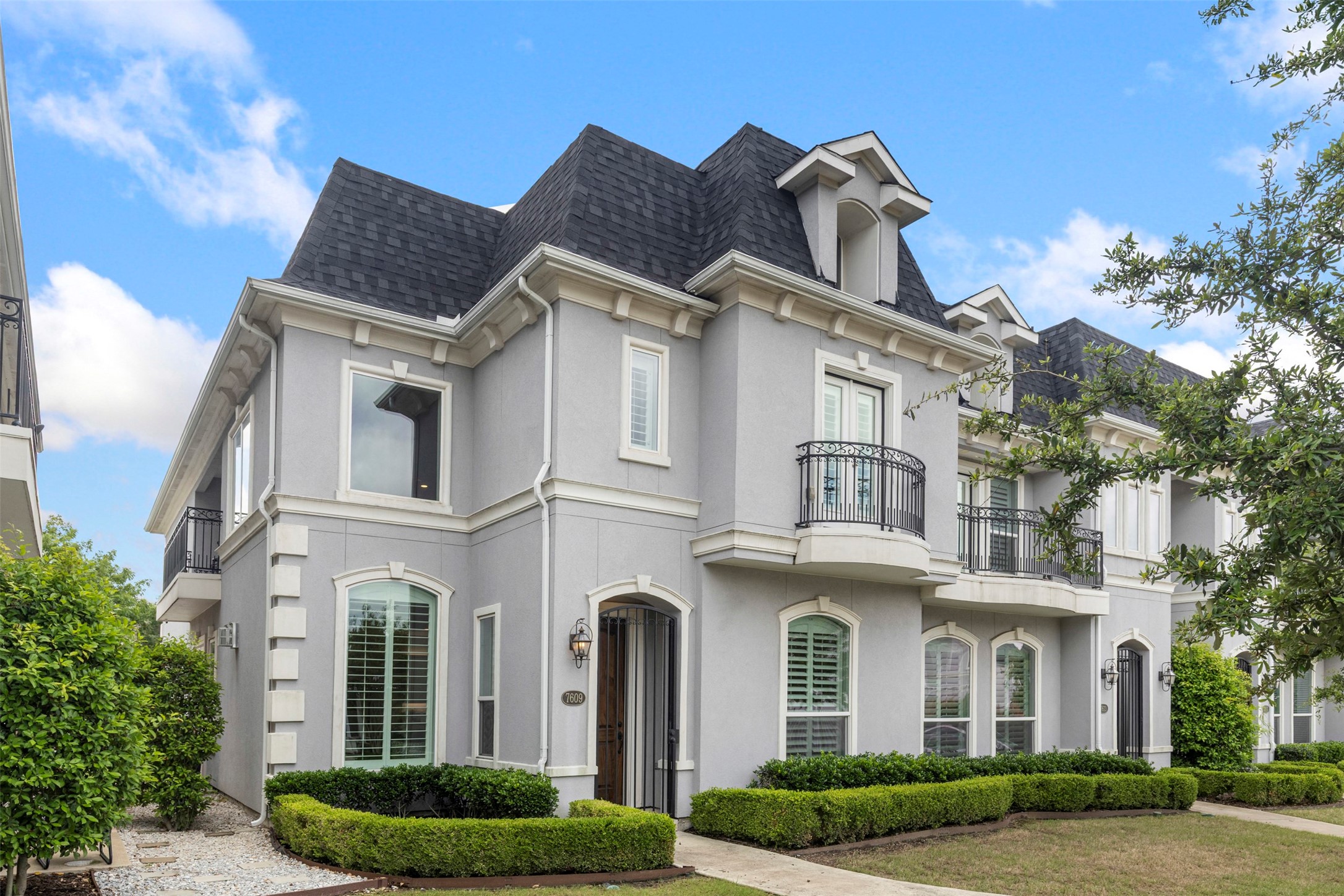 7609 Renaissance Boulevard
