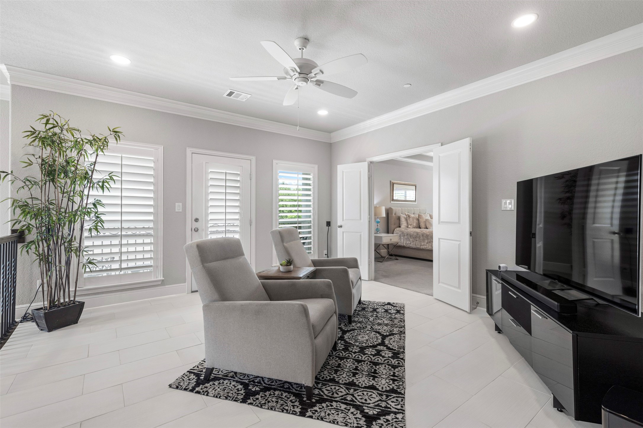 7609 Renaissance Boulevard