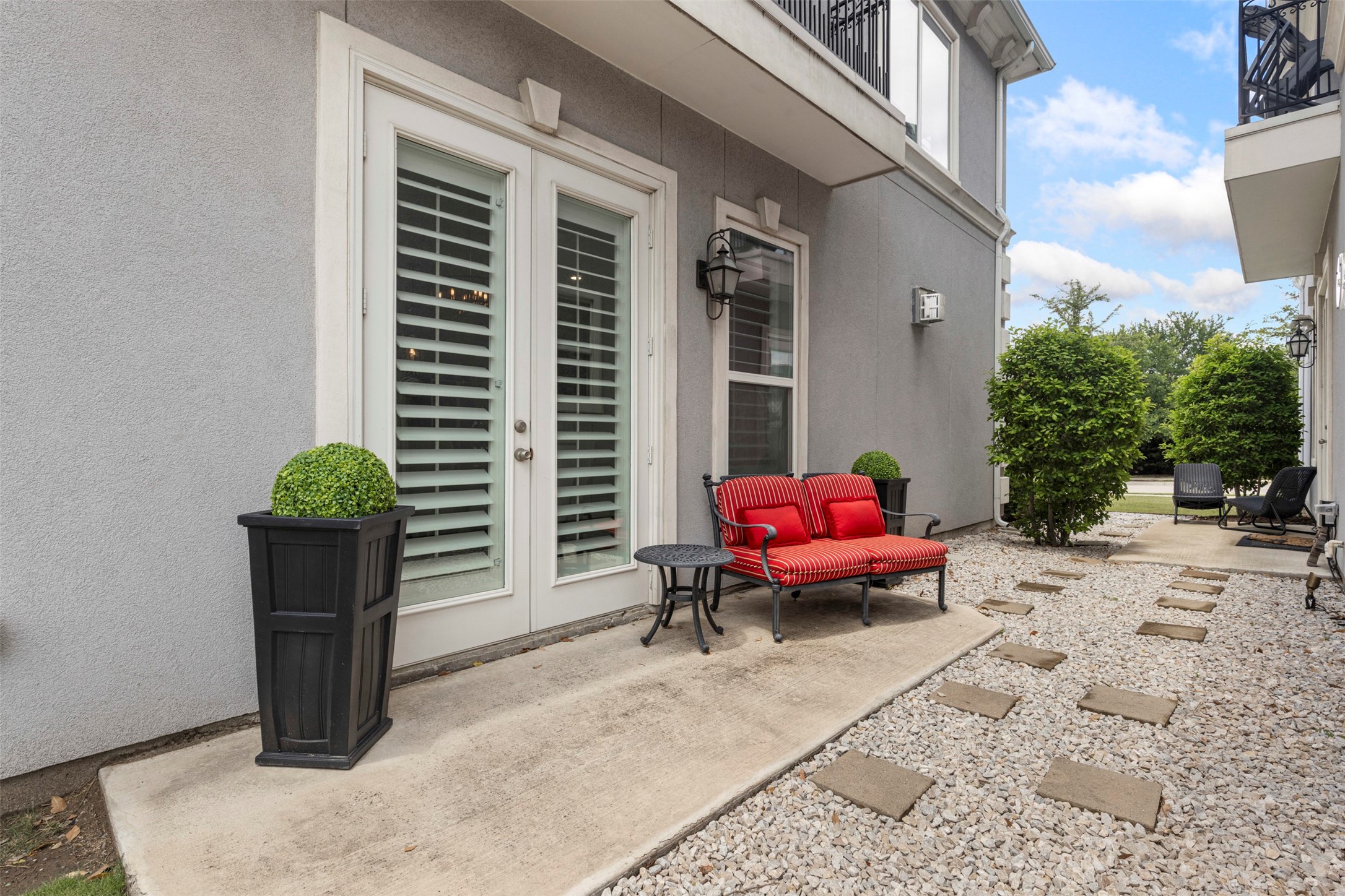 7609 Renaissance Boulevard