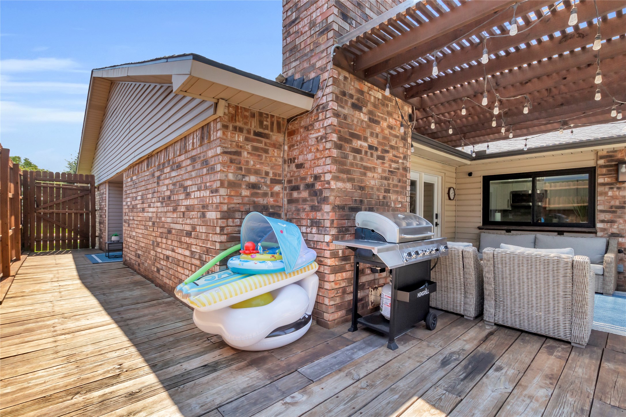 4821 Brandenburg Lane