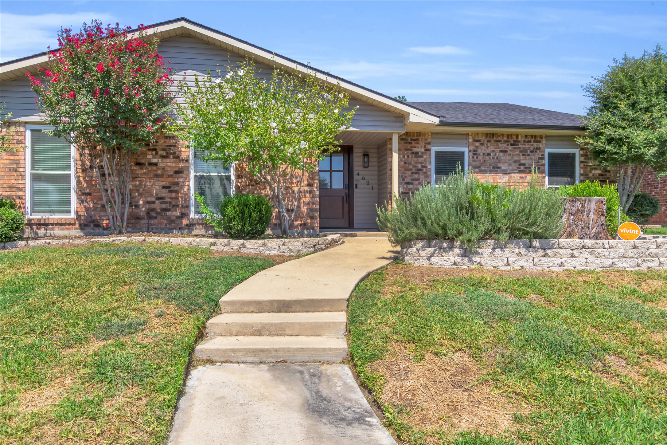 4821 Brandenburg Lane
