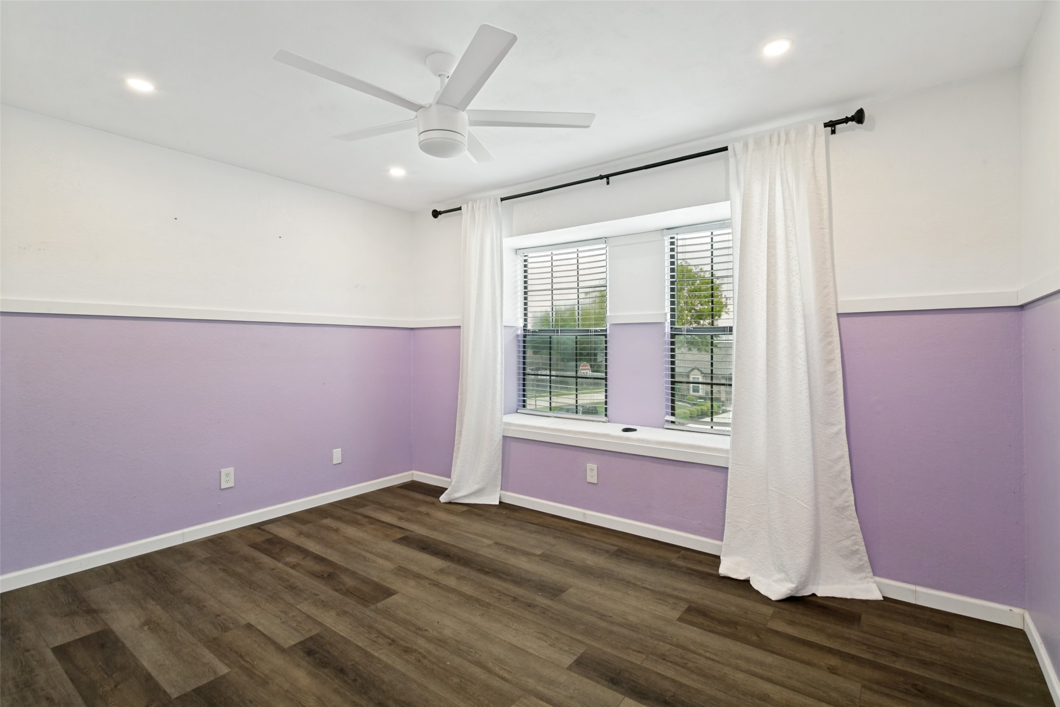 5341 Colonial Drive