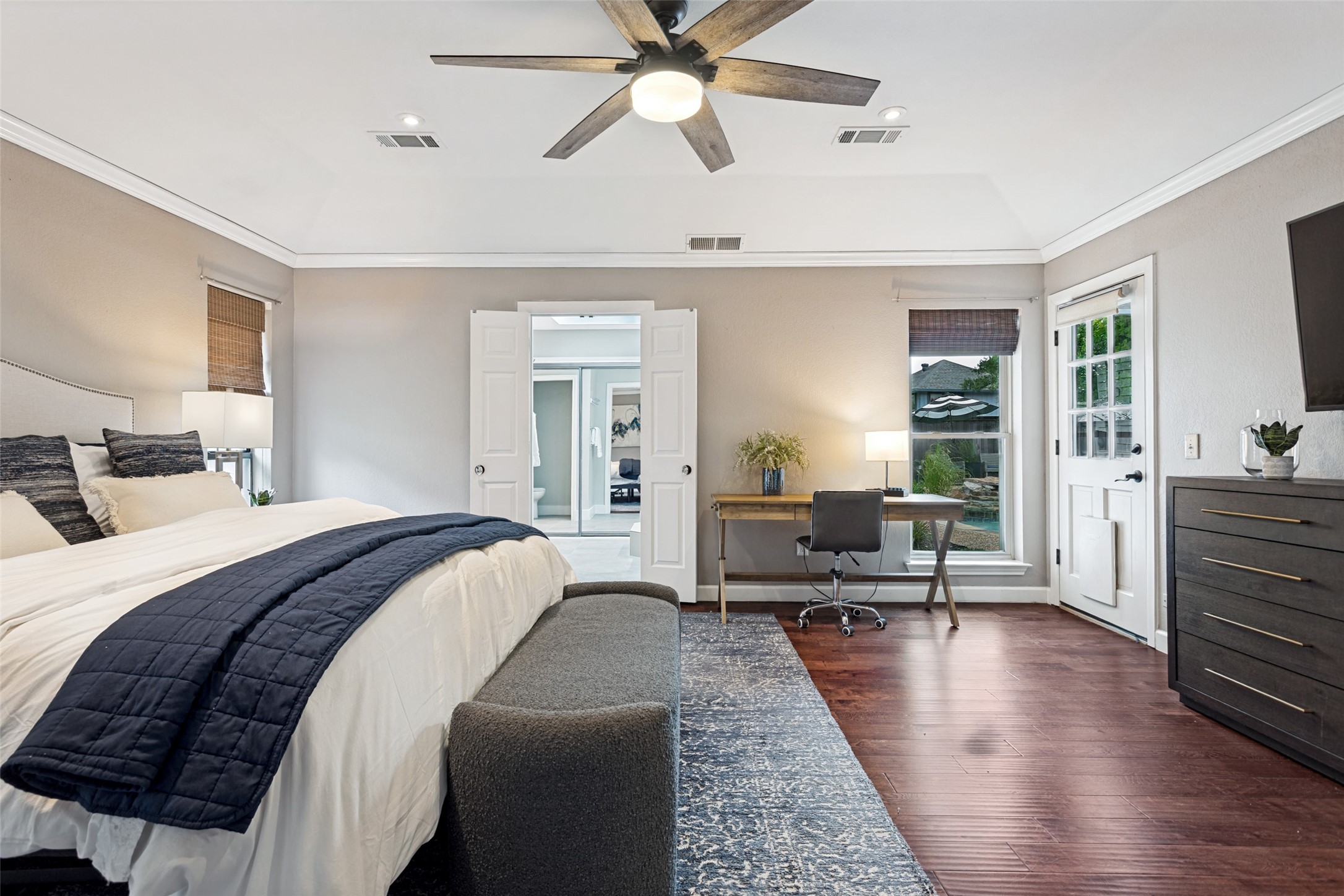 2128 Mcdaniel Circle