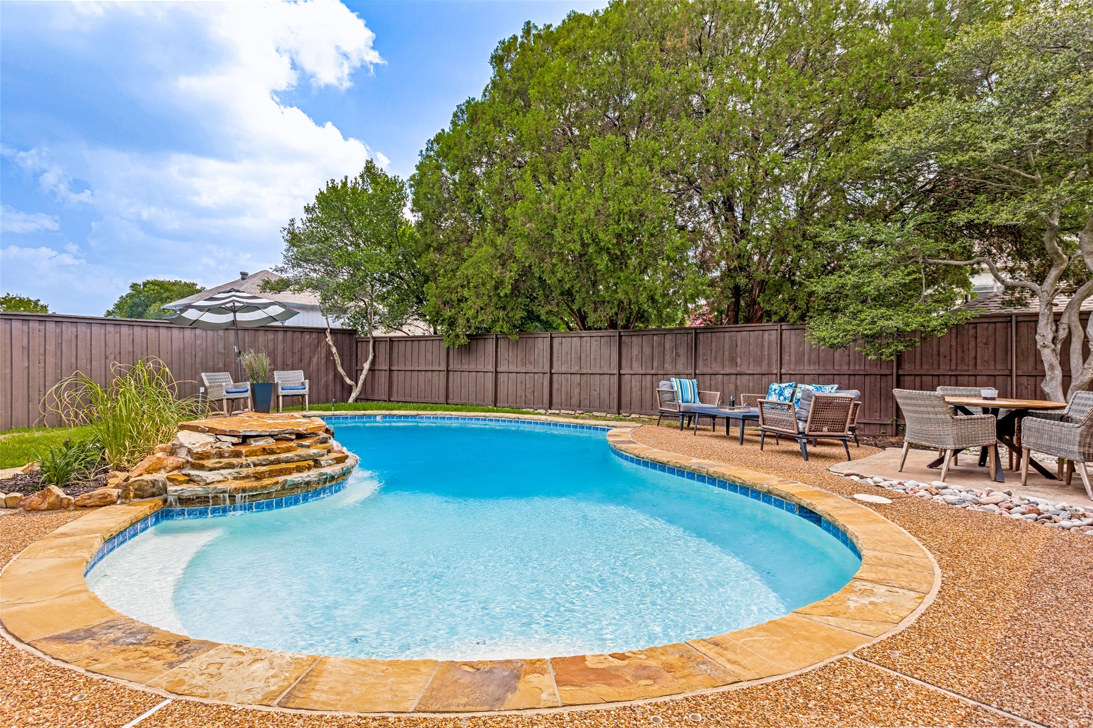 2128 Mcdaniel Circle