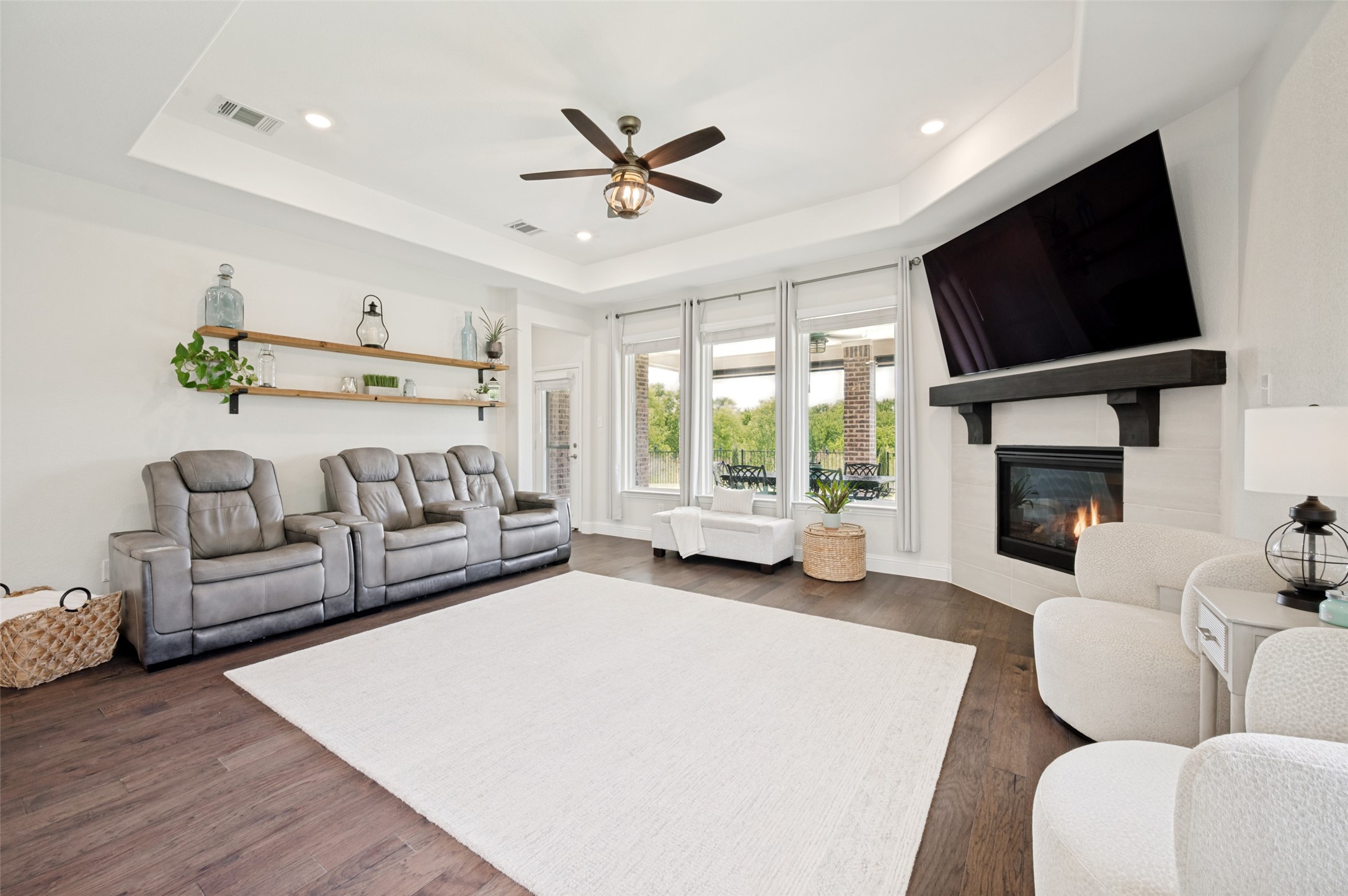 104 Lakeview Drive
