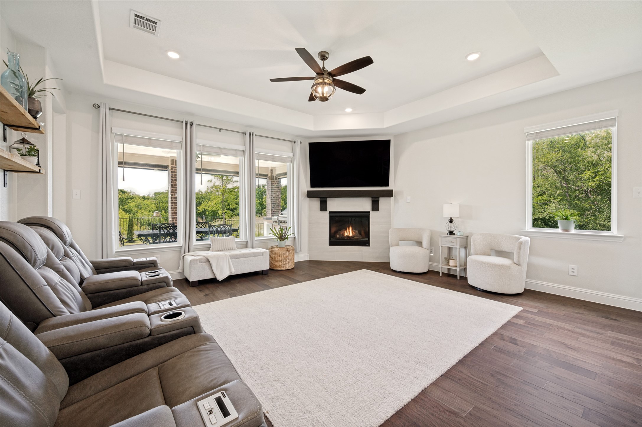 104 Lakeview Drive