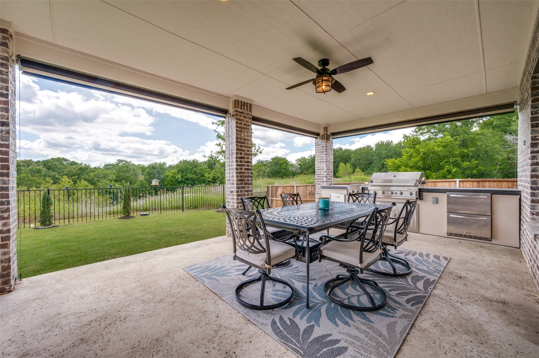 104 Lakeview Drive