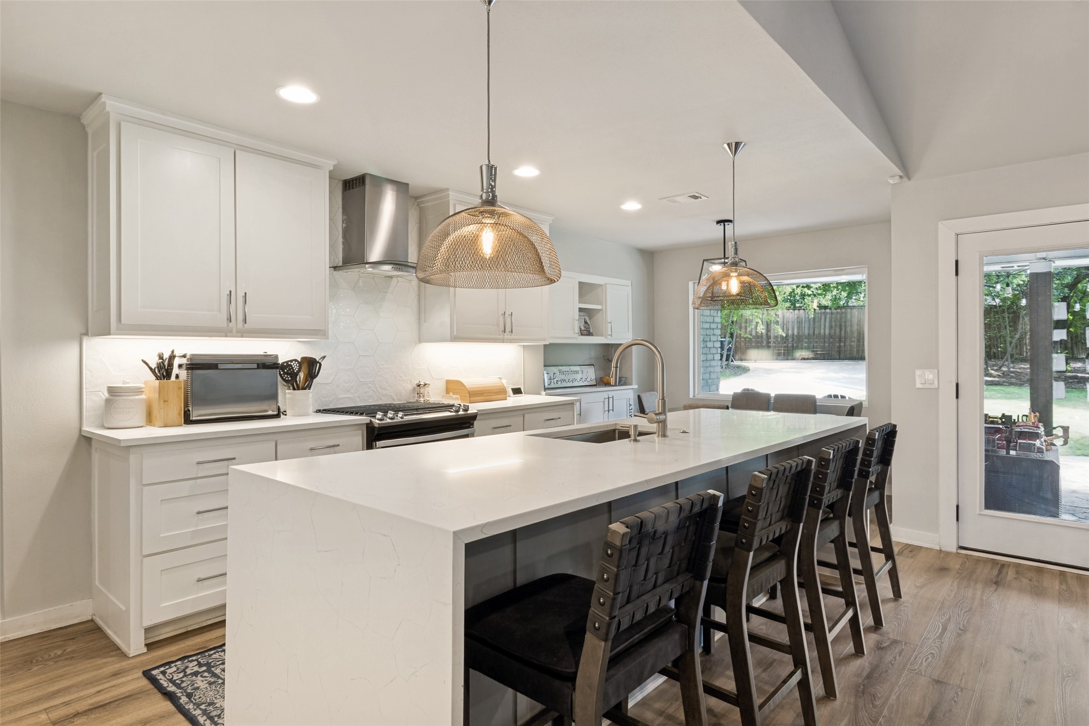 10118 Timber Trail Drive