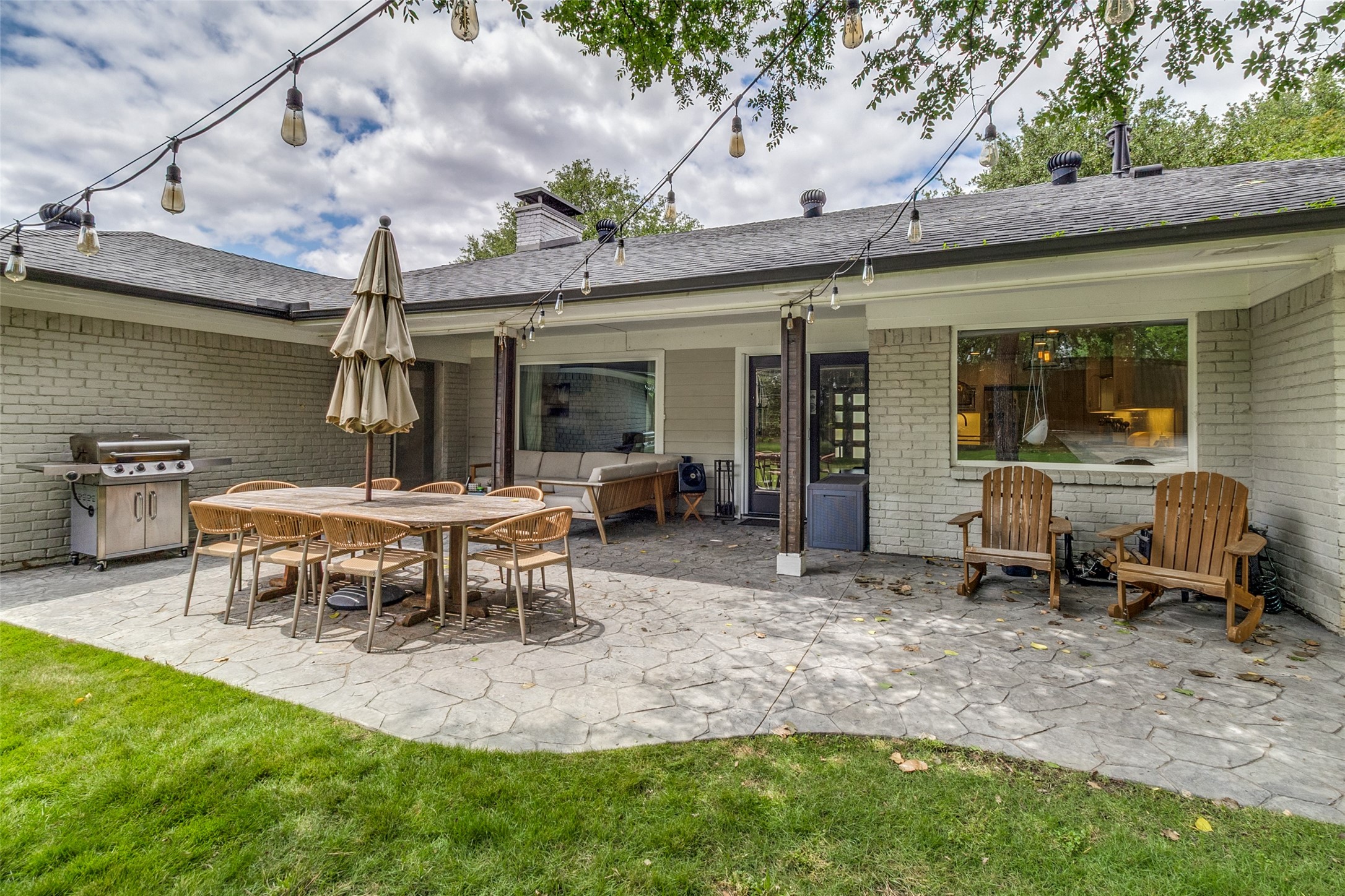 10118 Timber Trail Drive