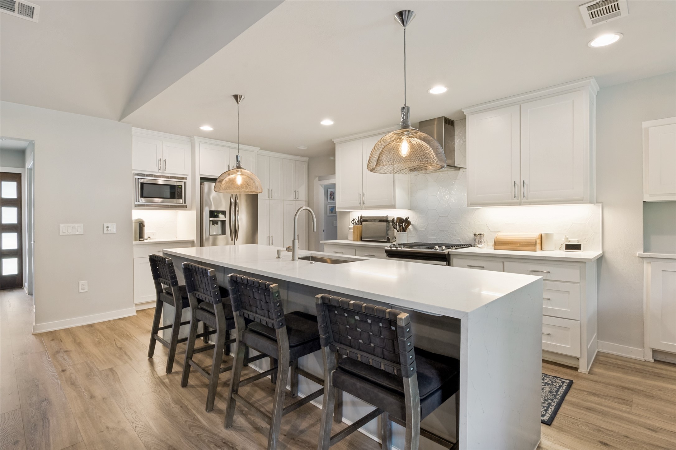 10118 Timber Trail Drive