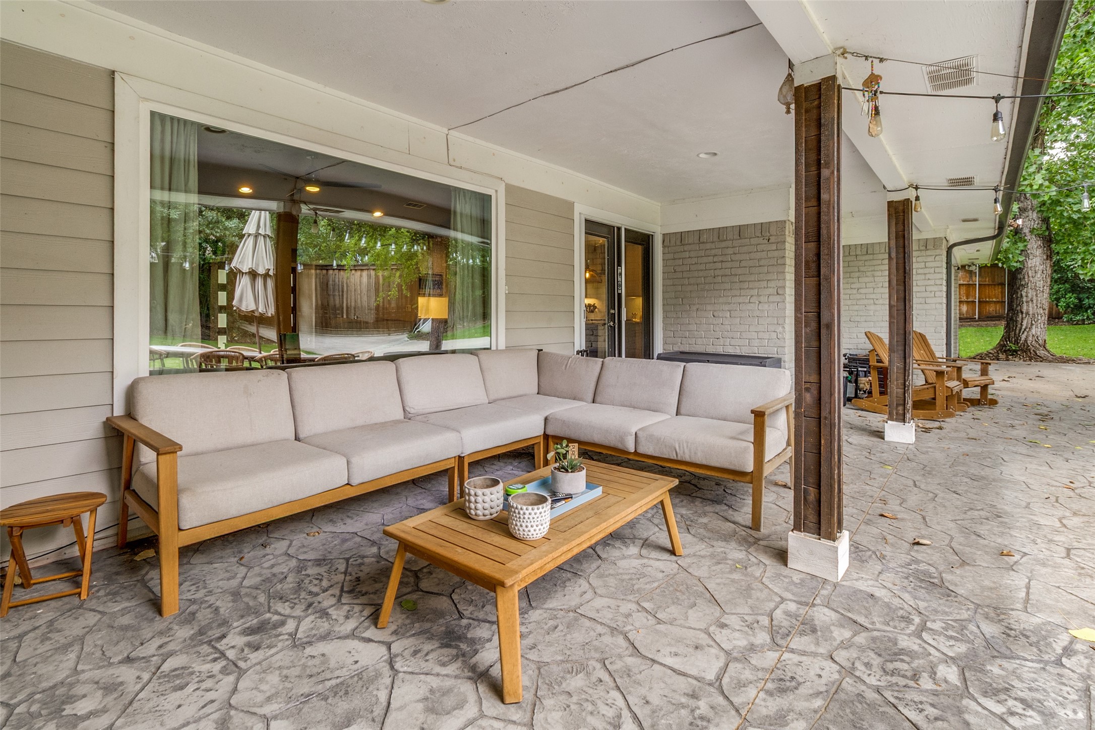 10118 Timber Trail Drive