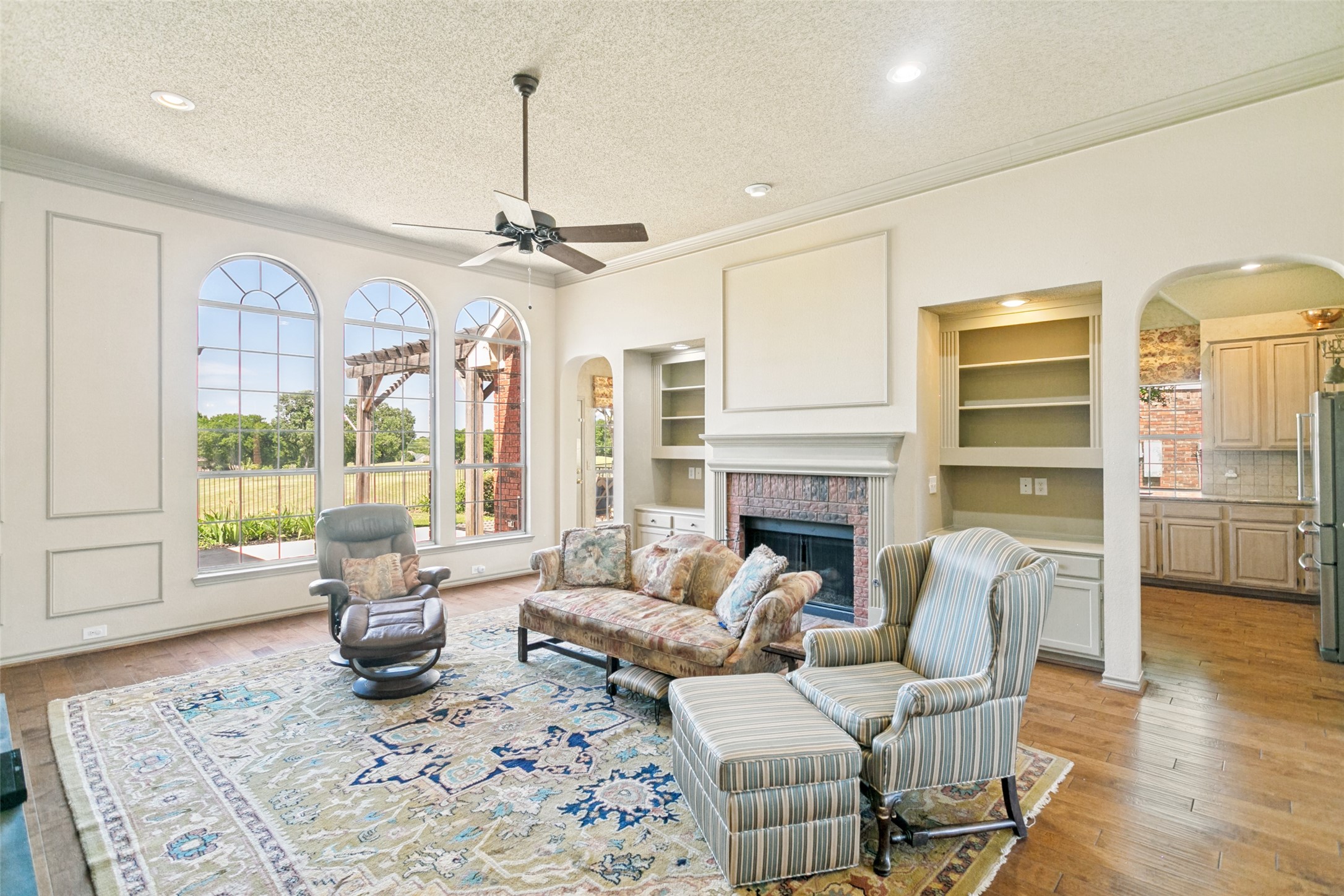 625 Palm Desert Drive