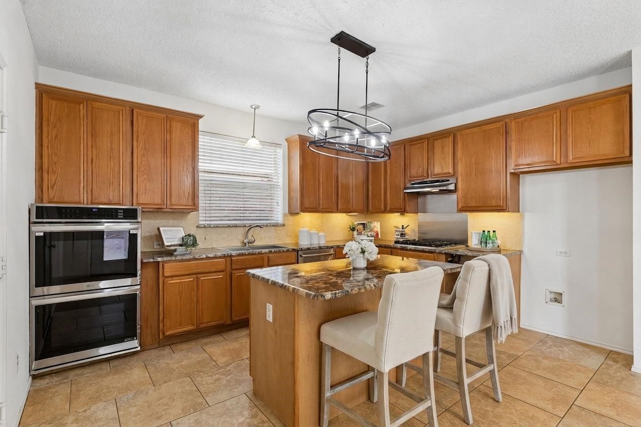 3516 Kimble Drive