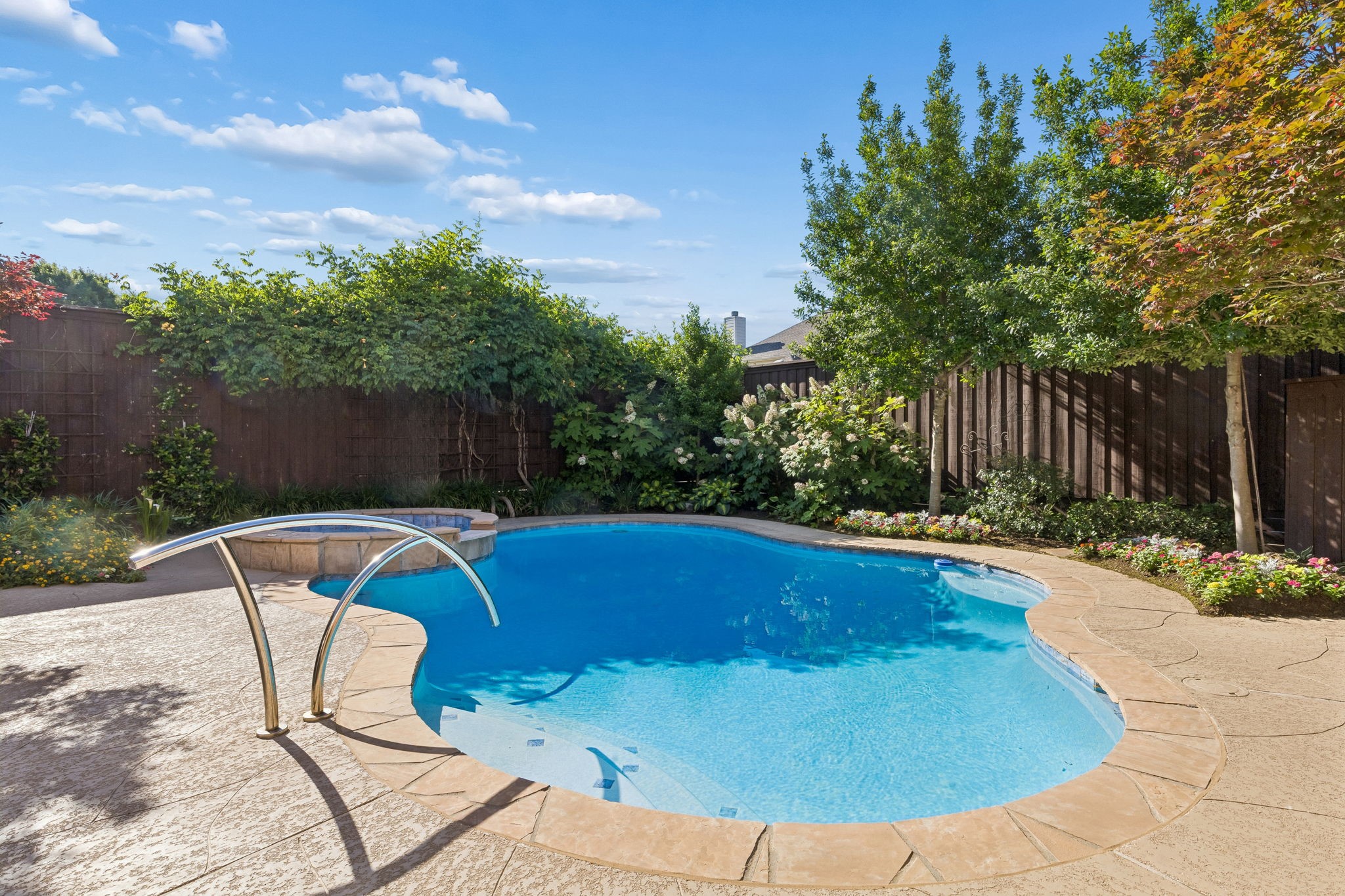 3516 Kimble Drive