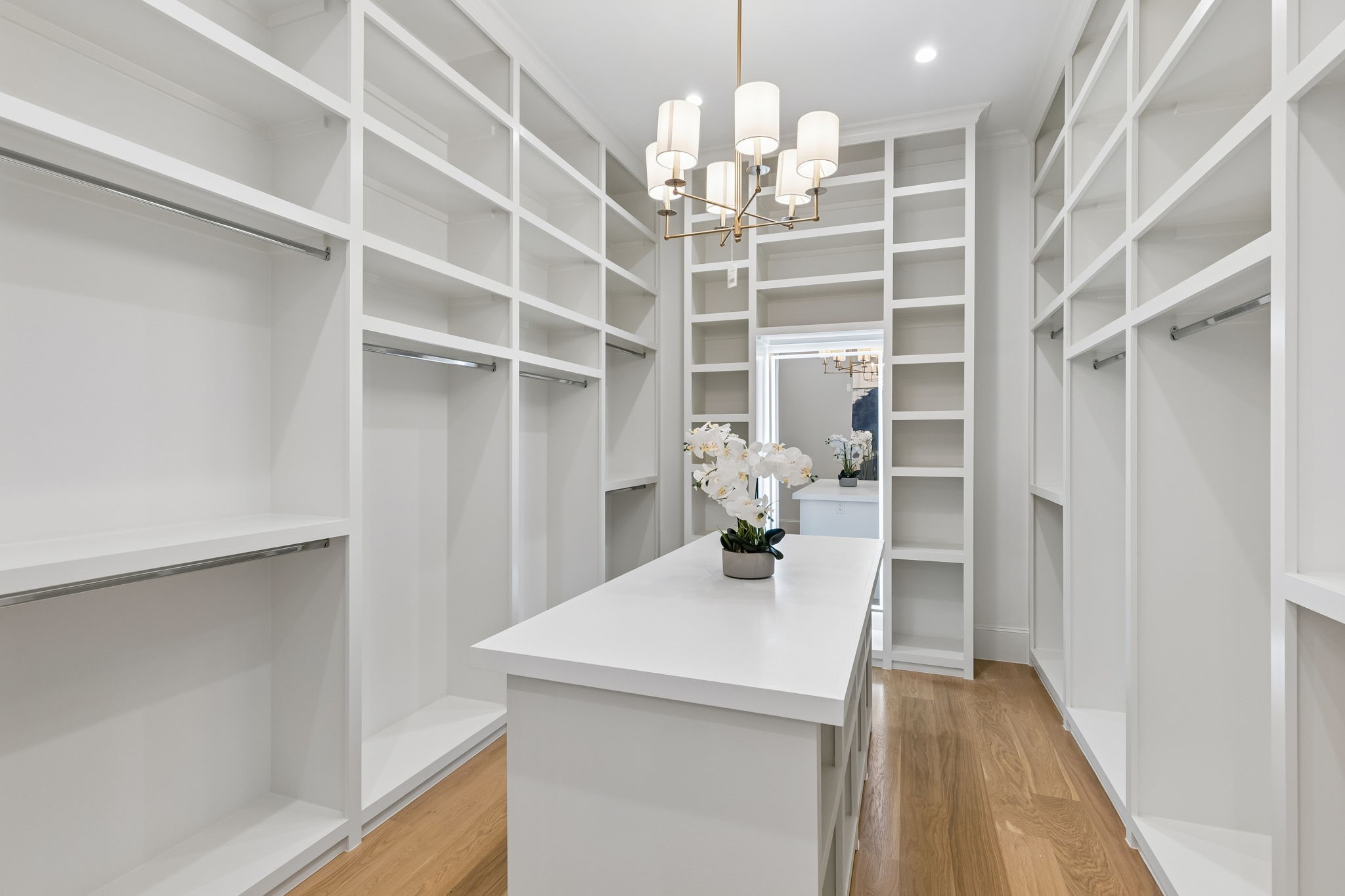 6389 Memorial Drive