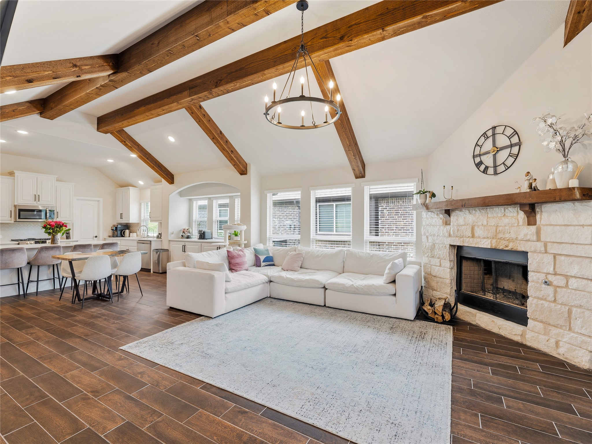 1413 Saddle Ridge Drive