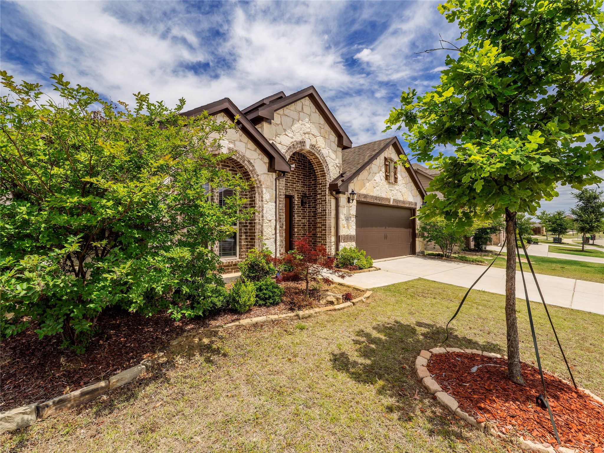 1413 Saddle Ridge Drive