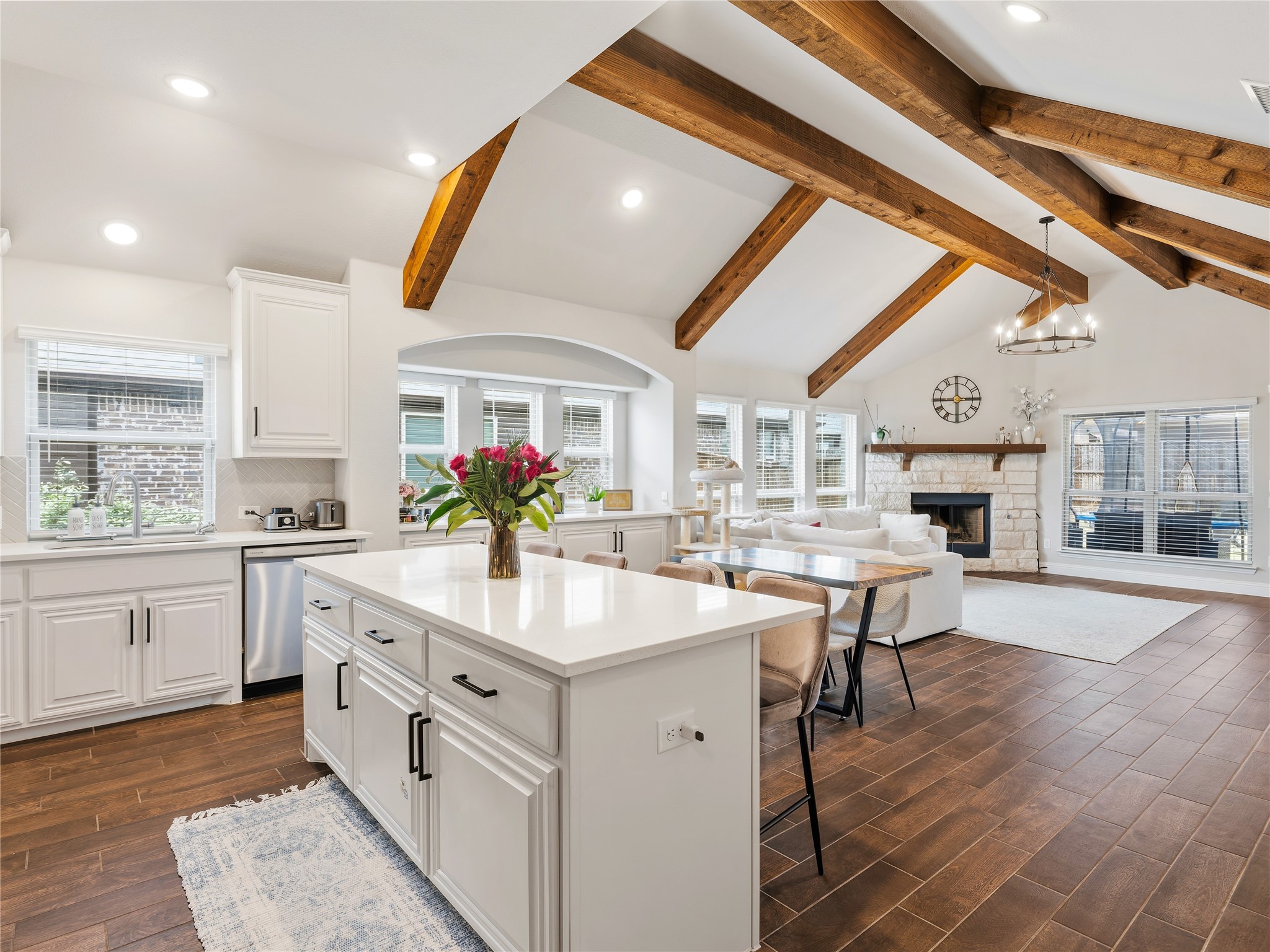 1413 Saddle Ridge Drive
