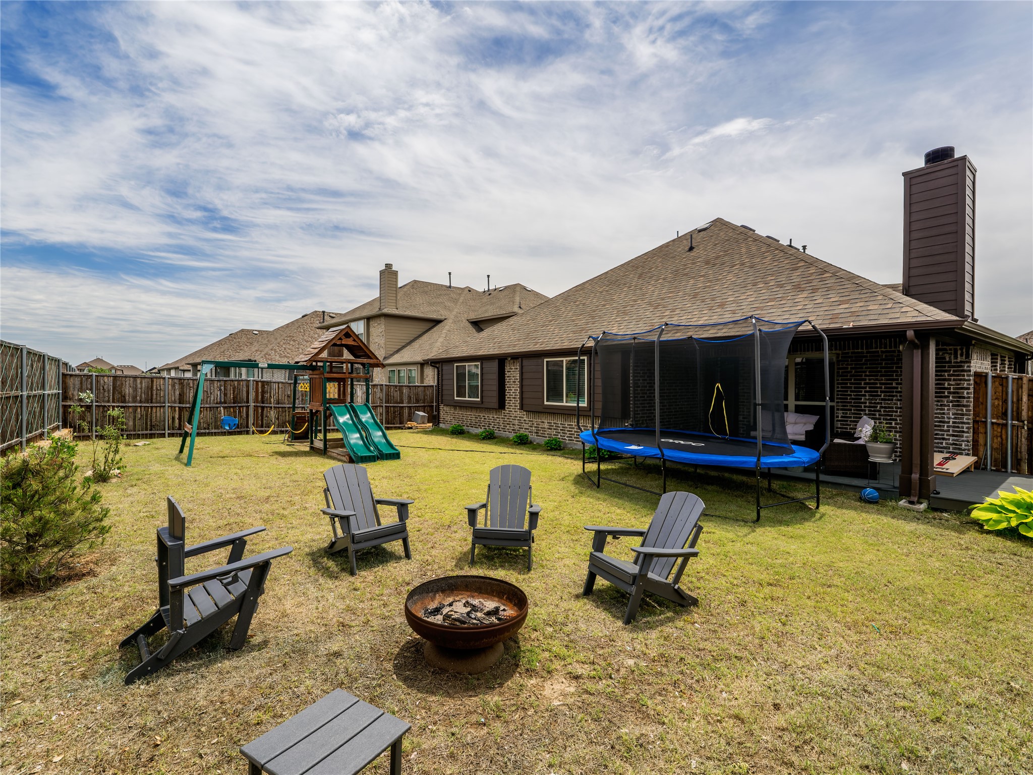 1413 Saddle Ridge Drive
