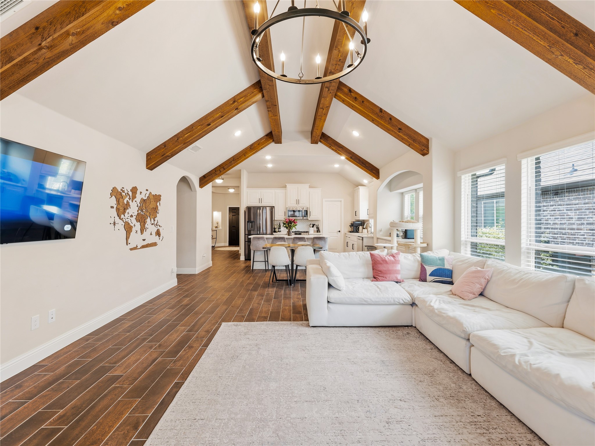 1413 Saddle Ridge Drive