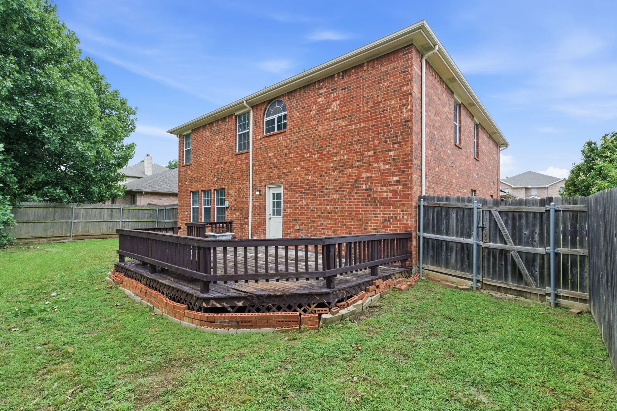 512 Darlene Trail
