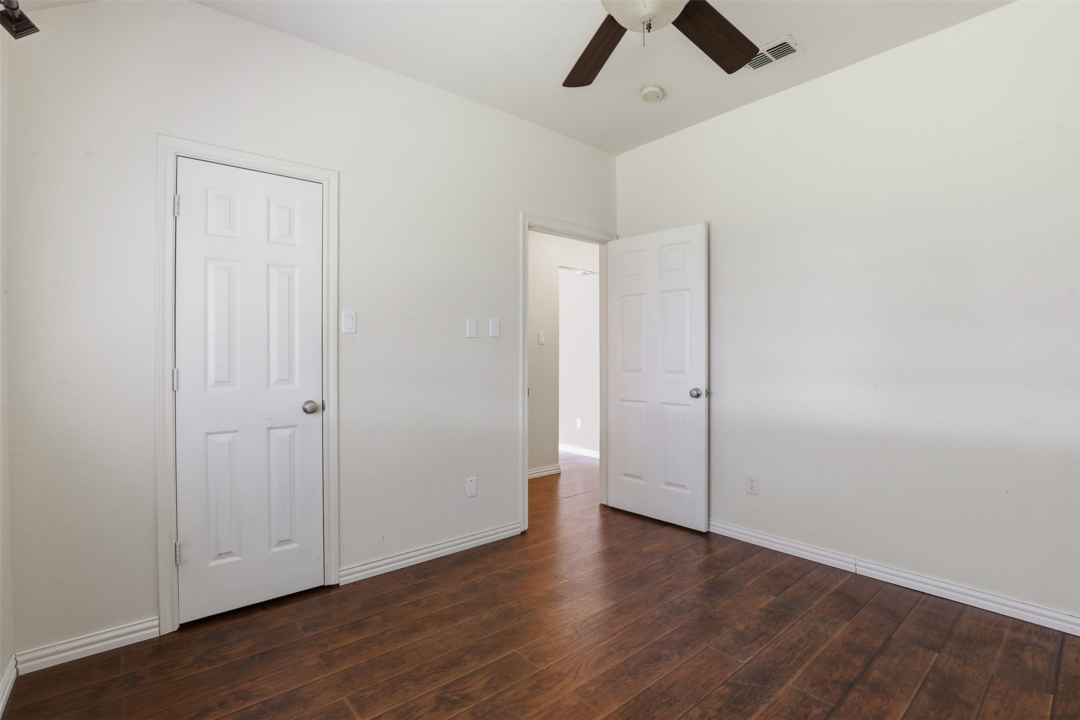 6320 Merritt Way Court