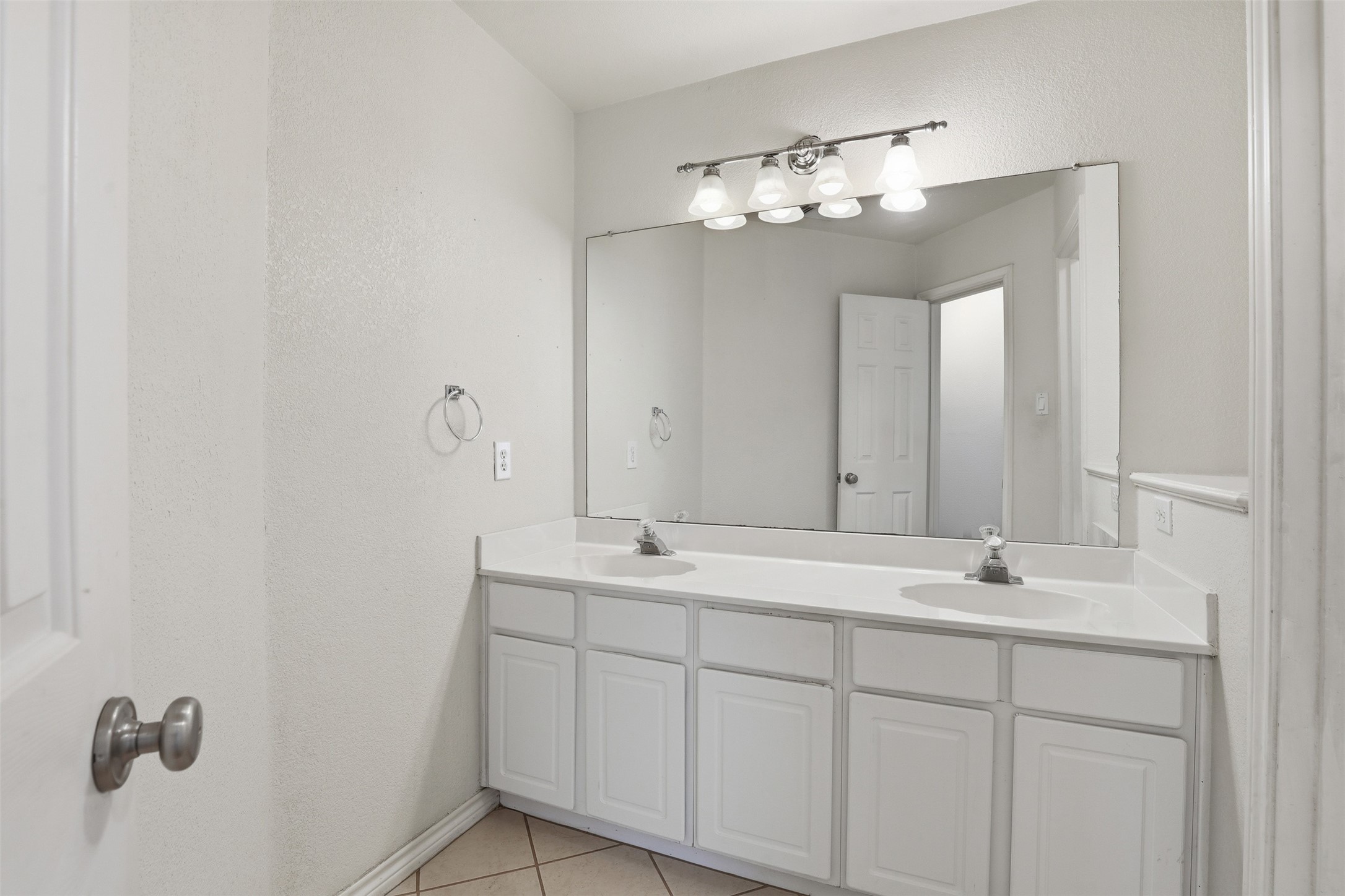 6320 Merritt Way Court