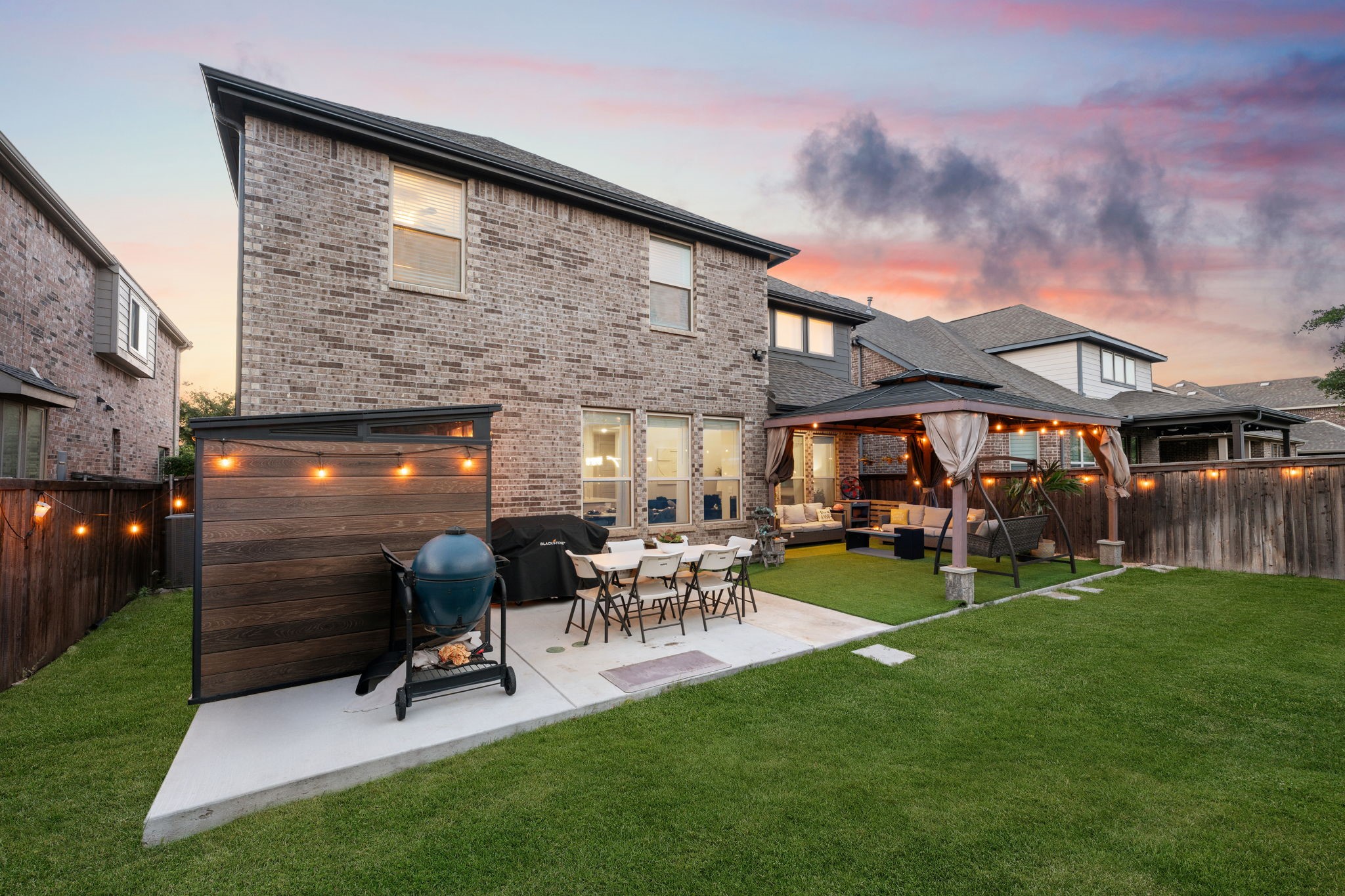 5737 Amphora Avenue