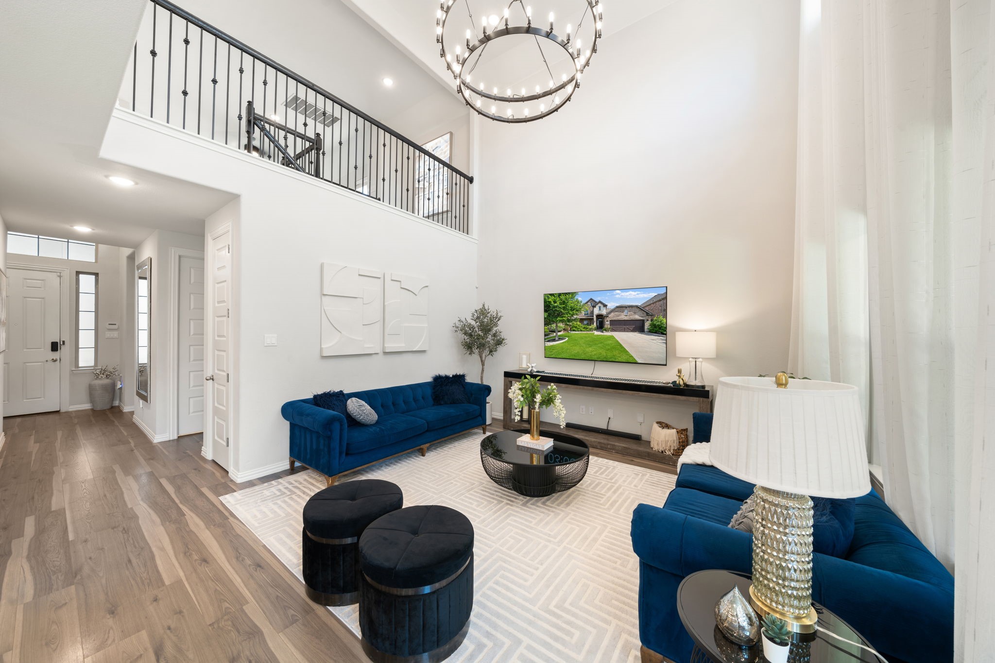 5737 Amphora Avenue