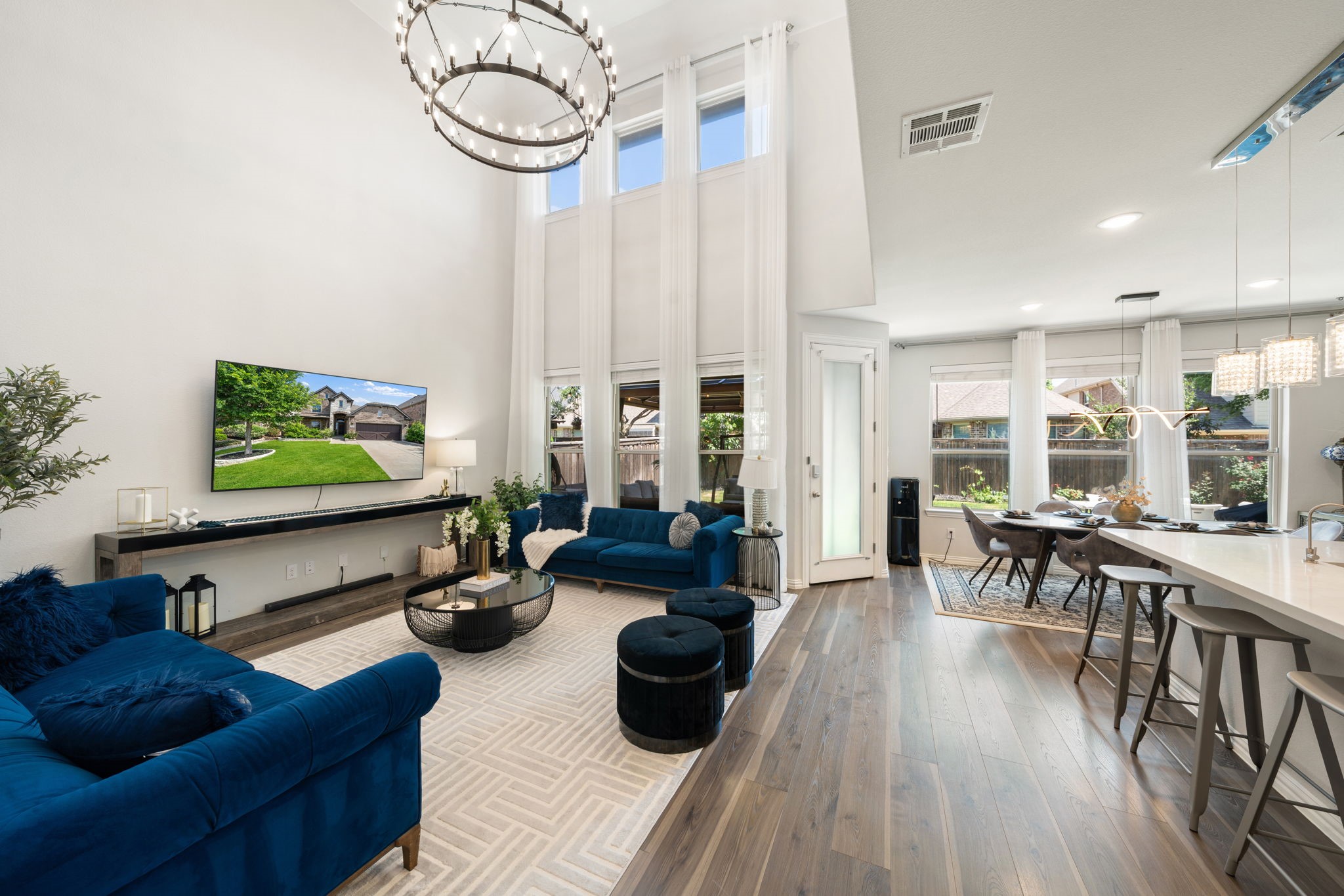 5737 Amphora Avenue