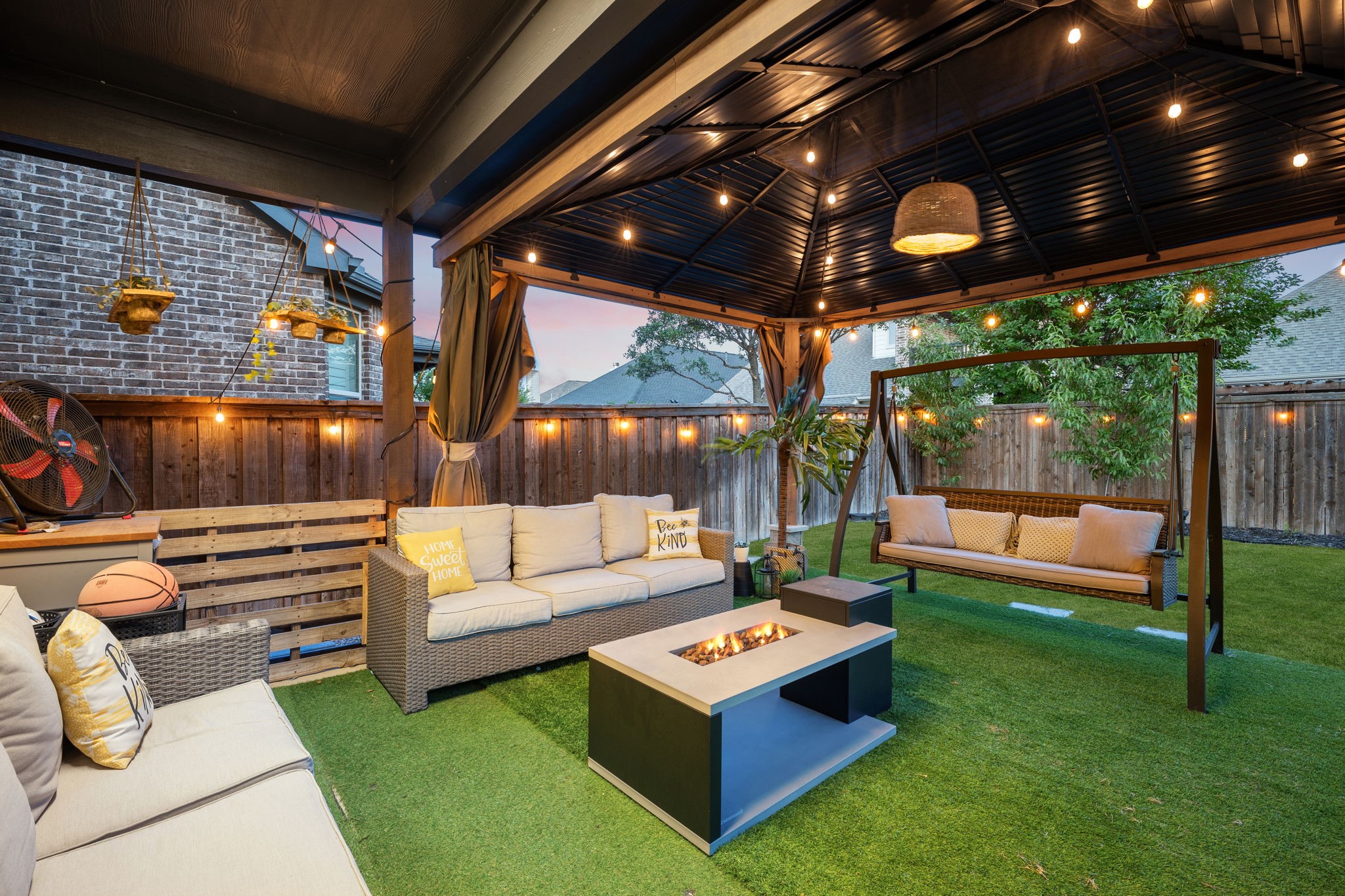 5737 Amphora Avenue
