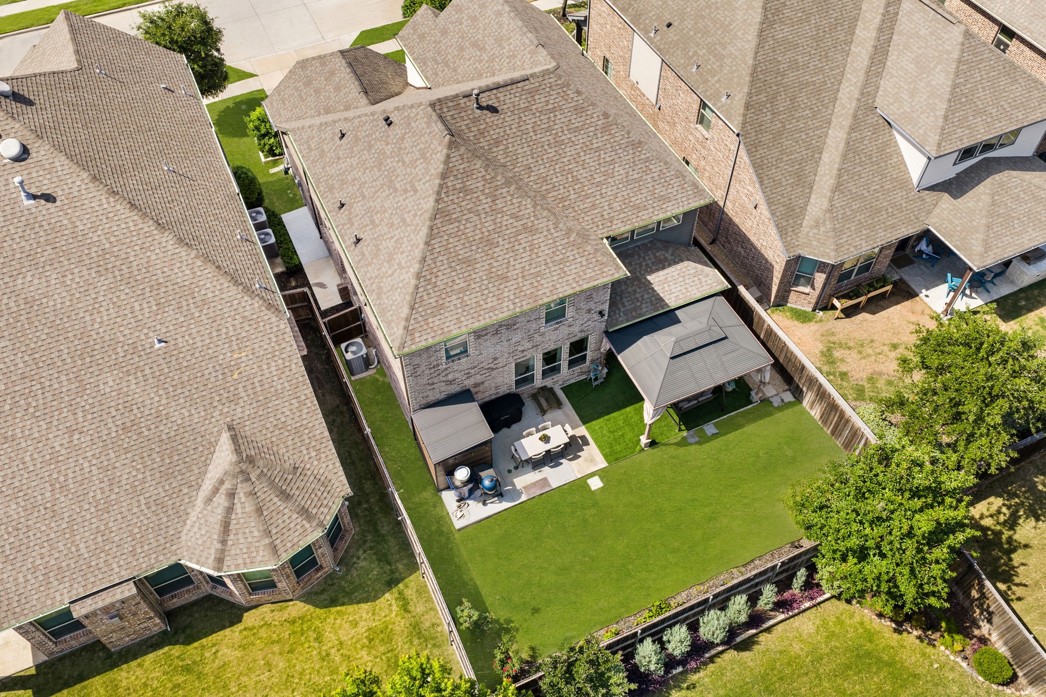 5737 Amphora Avenue