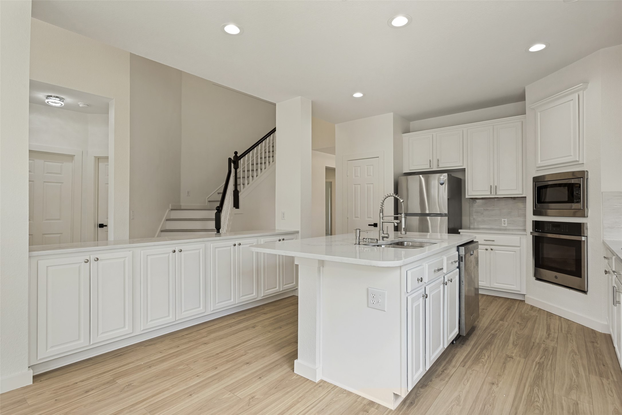 11160 Silver Horn Drive