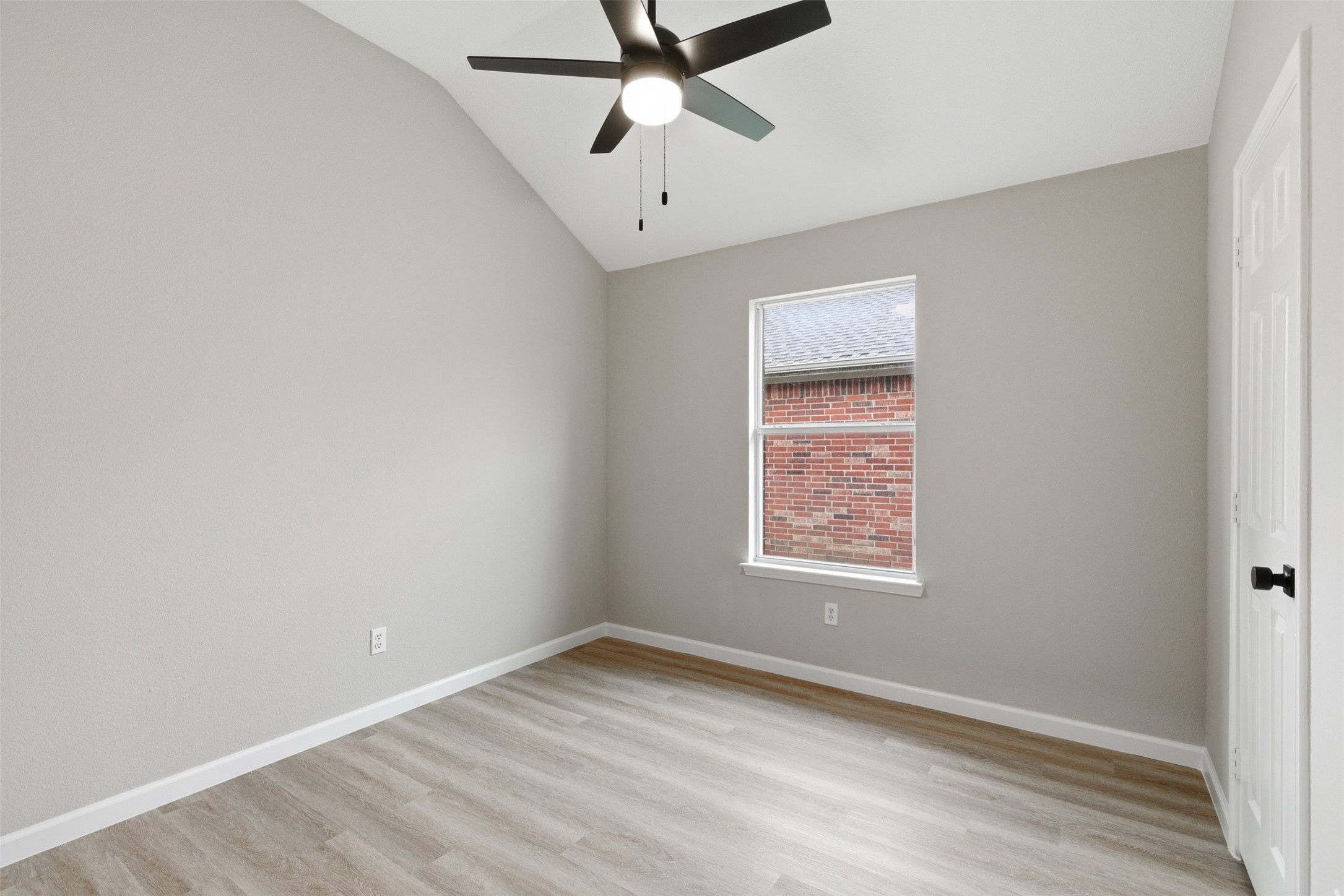 2051 Sunny Side Drive