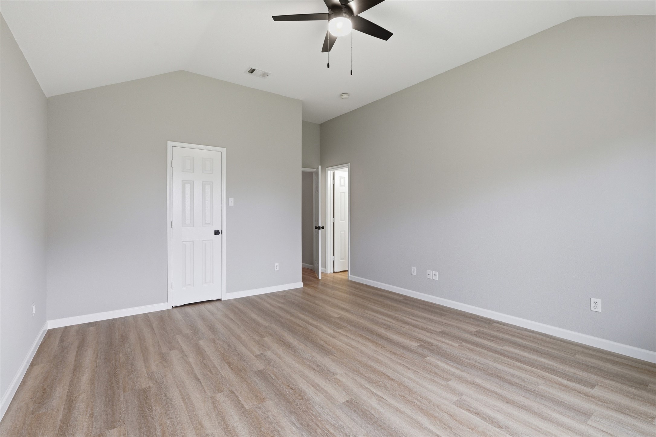 2051 Sunny Side Drive