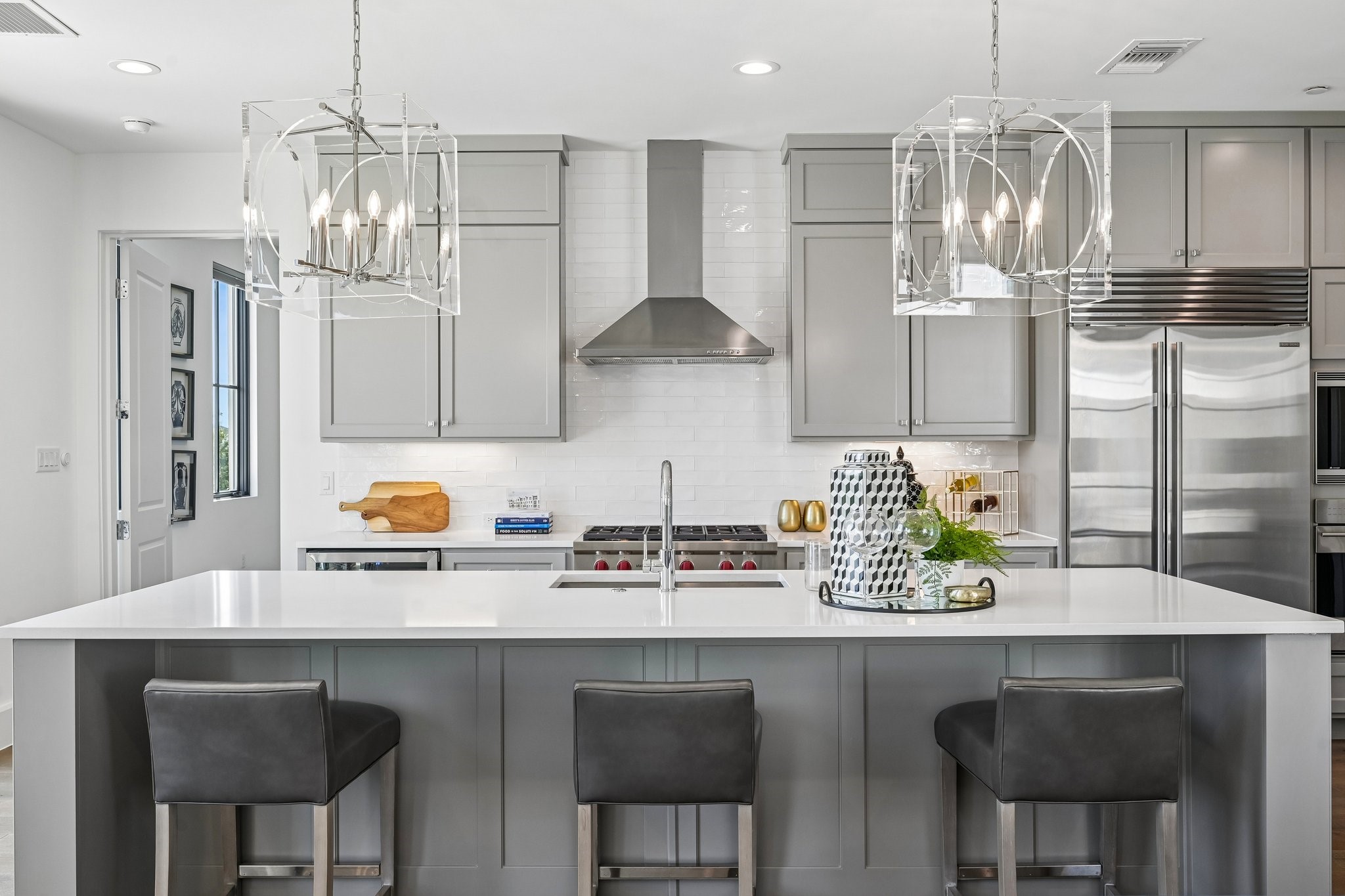 5270 Town and Country Boulevard 212B