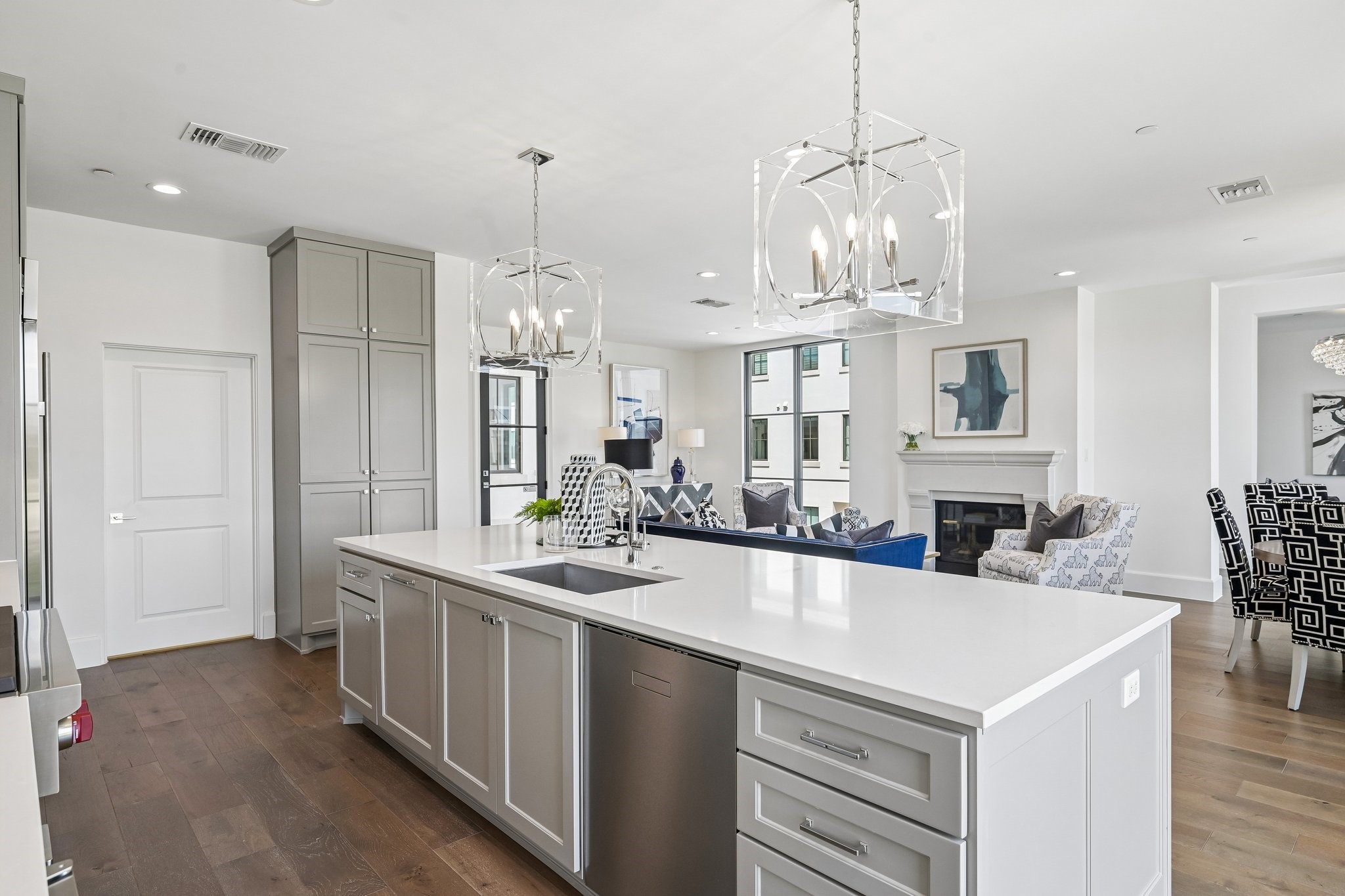 5270 Town and Country Boulevard 212B