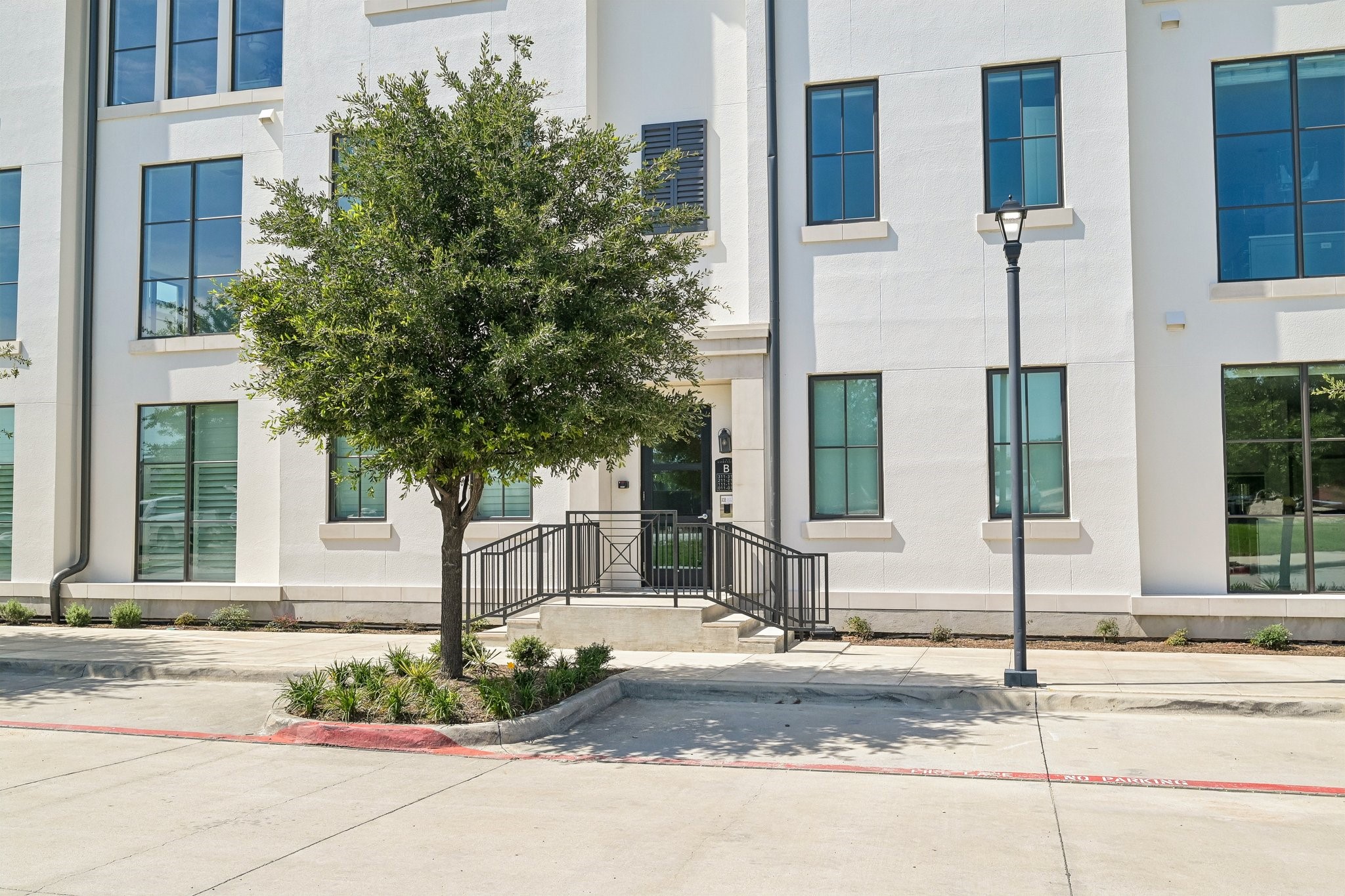5270 Town and Country Boulevard 212B
