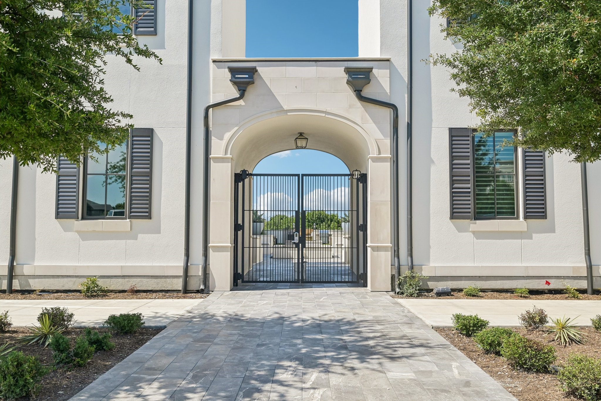 5270 Town and Country Boulevard 212B