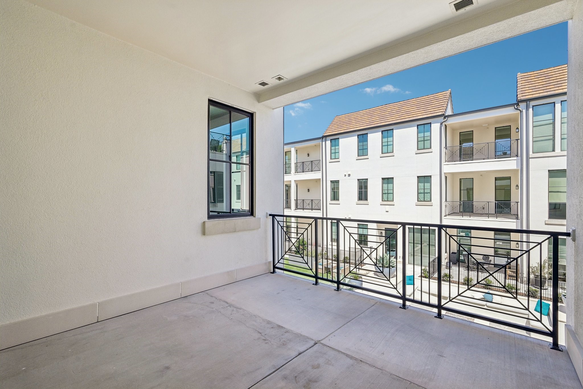 5270 Town and Country Boulevard 212B