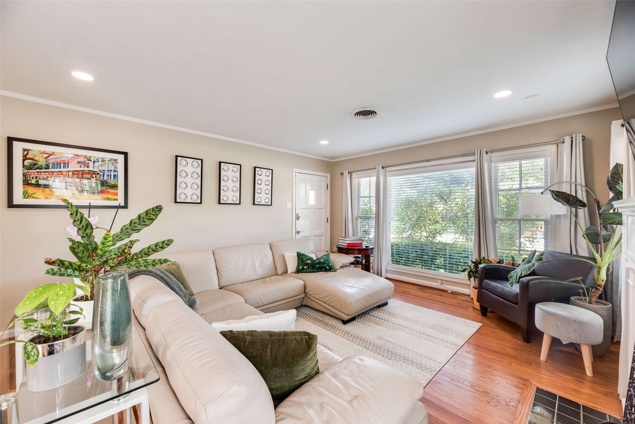 6303 Anita Street