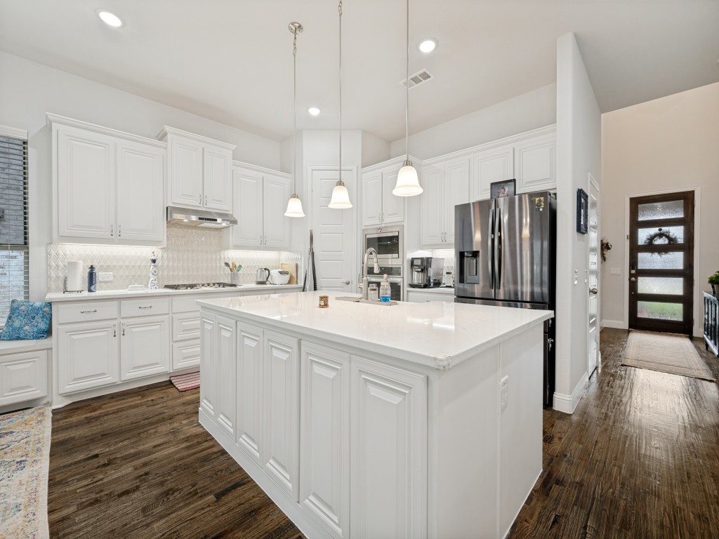 16601 Highland Drive