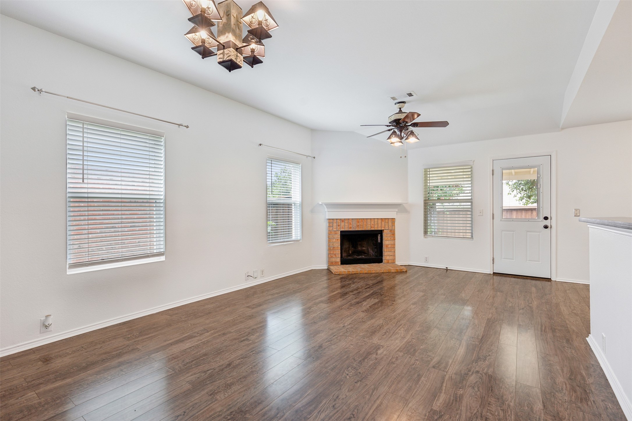 8821 Tumbleweed Drive