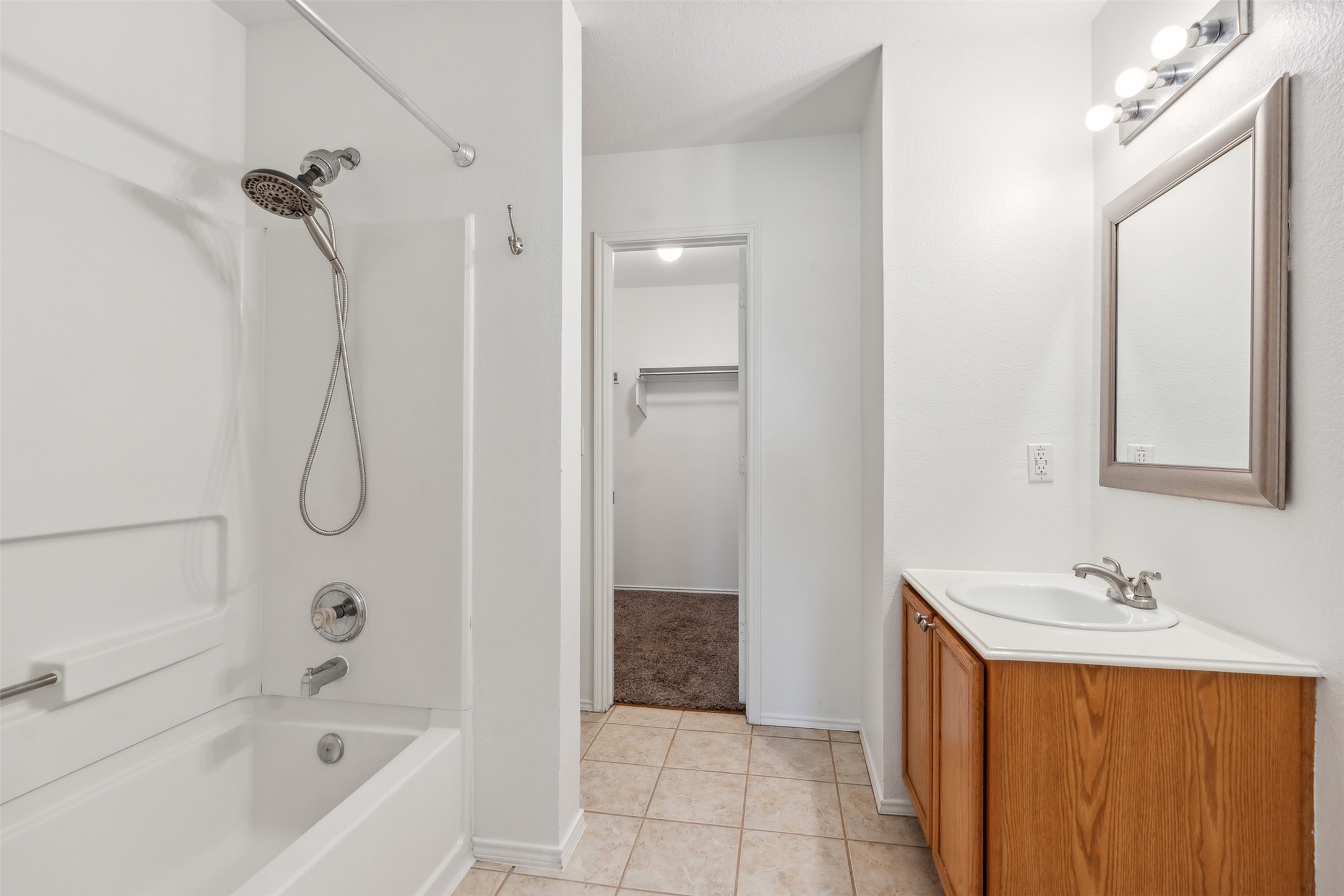8821 Tumbleweed Drive