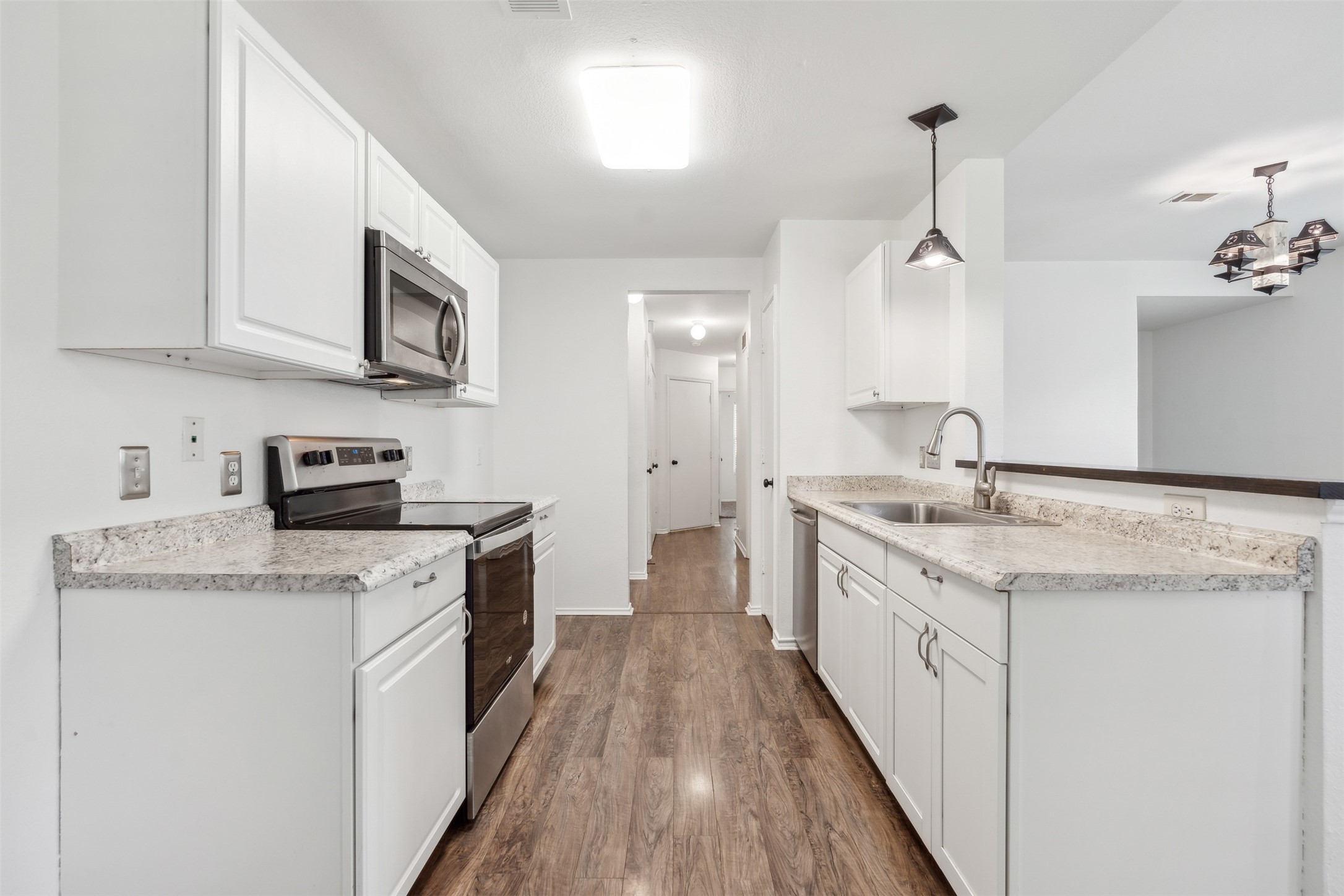 8821 Tumbleweed Drive