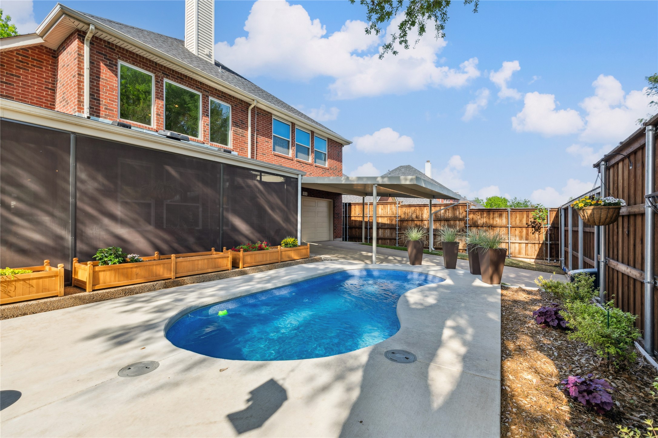 1216 Ottawa Lane