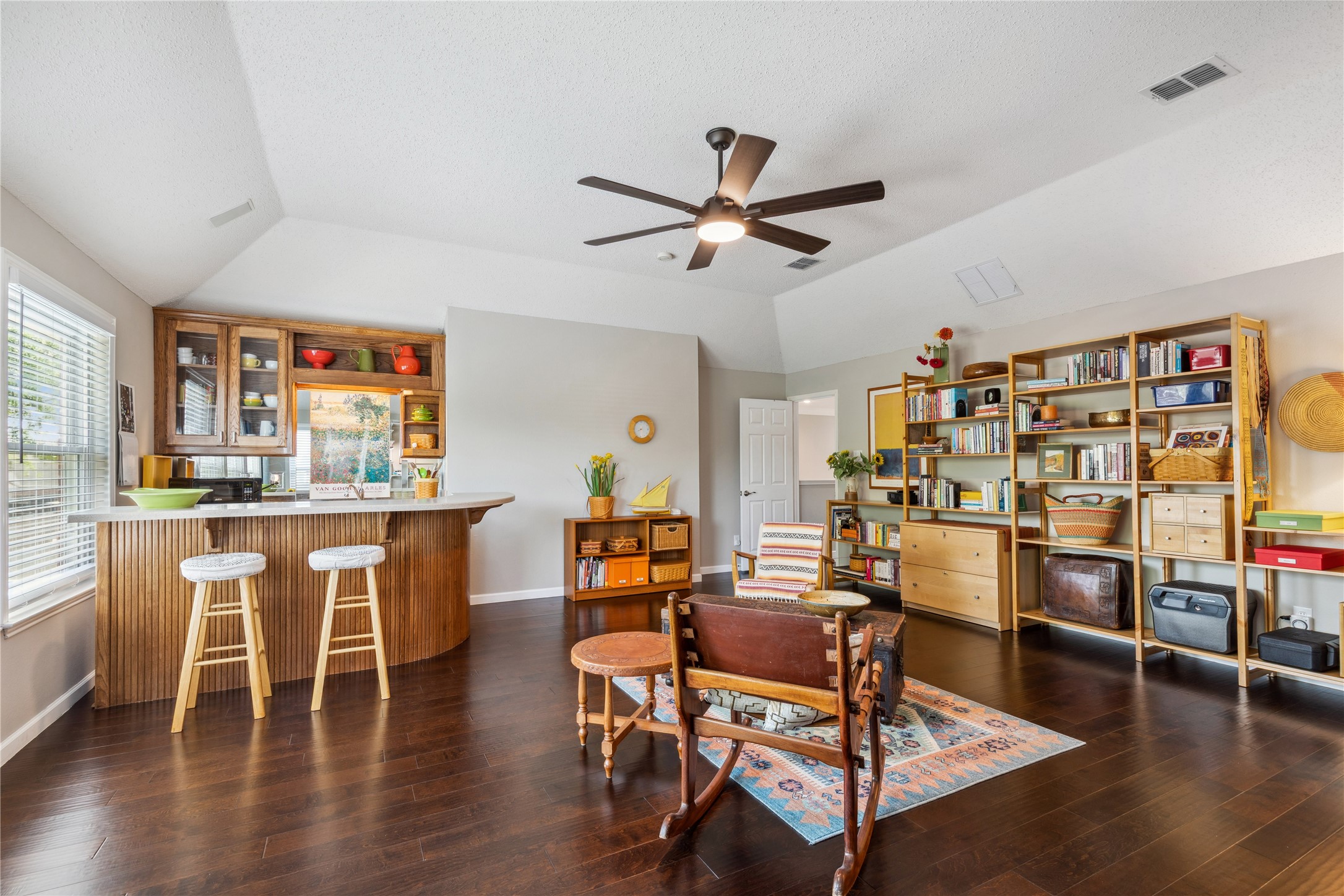 1216 Ottawa Lane