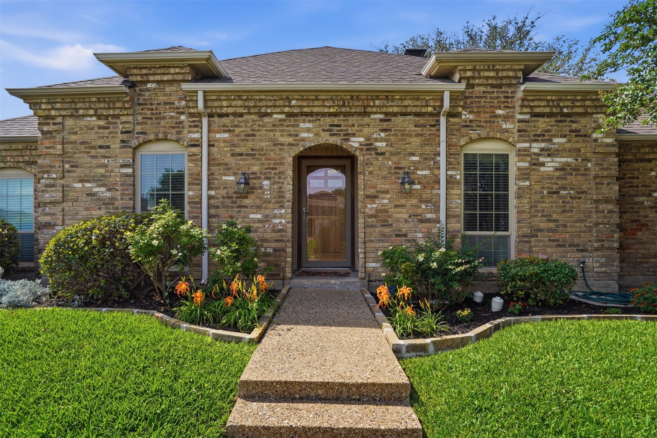 2247 Valley Mill