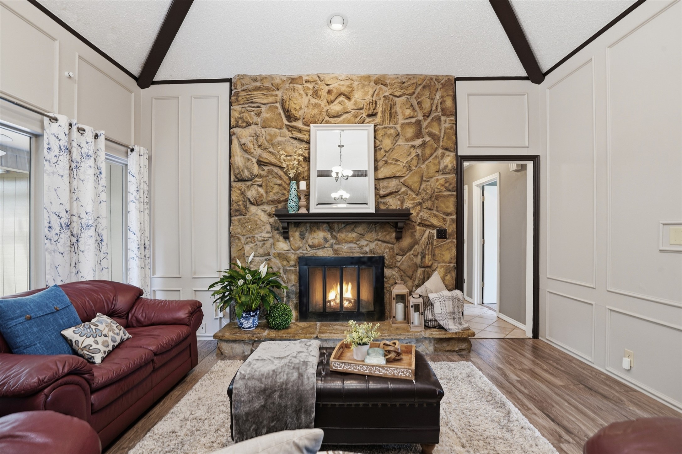 2247 Valley Mill