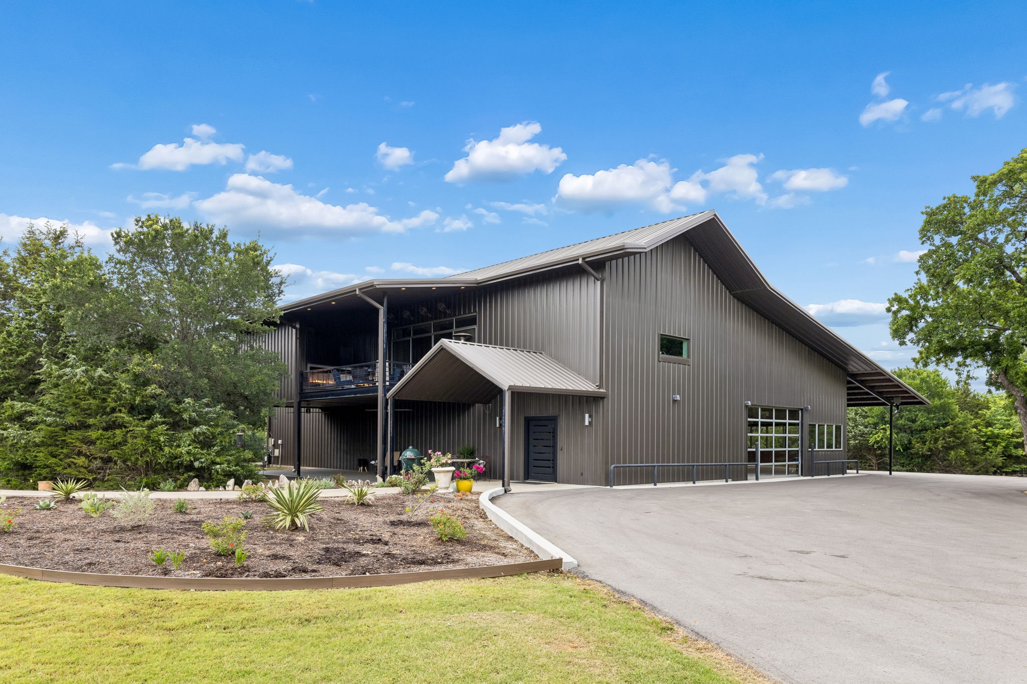 1306 Morrow Road